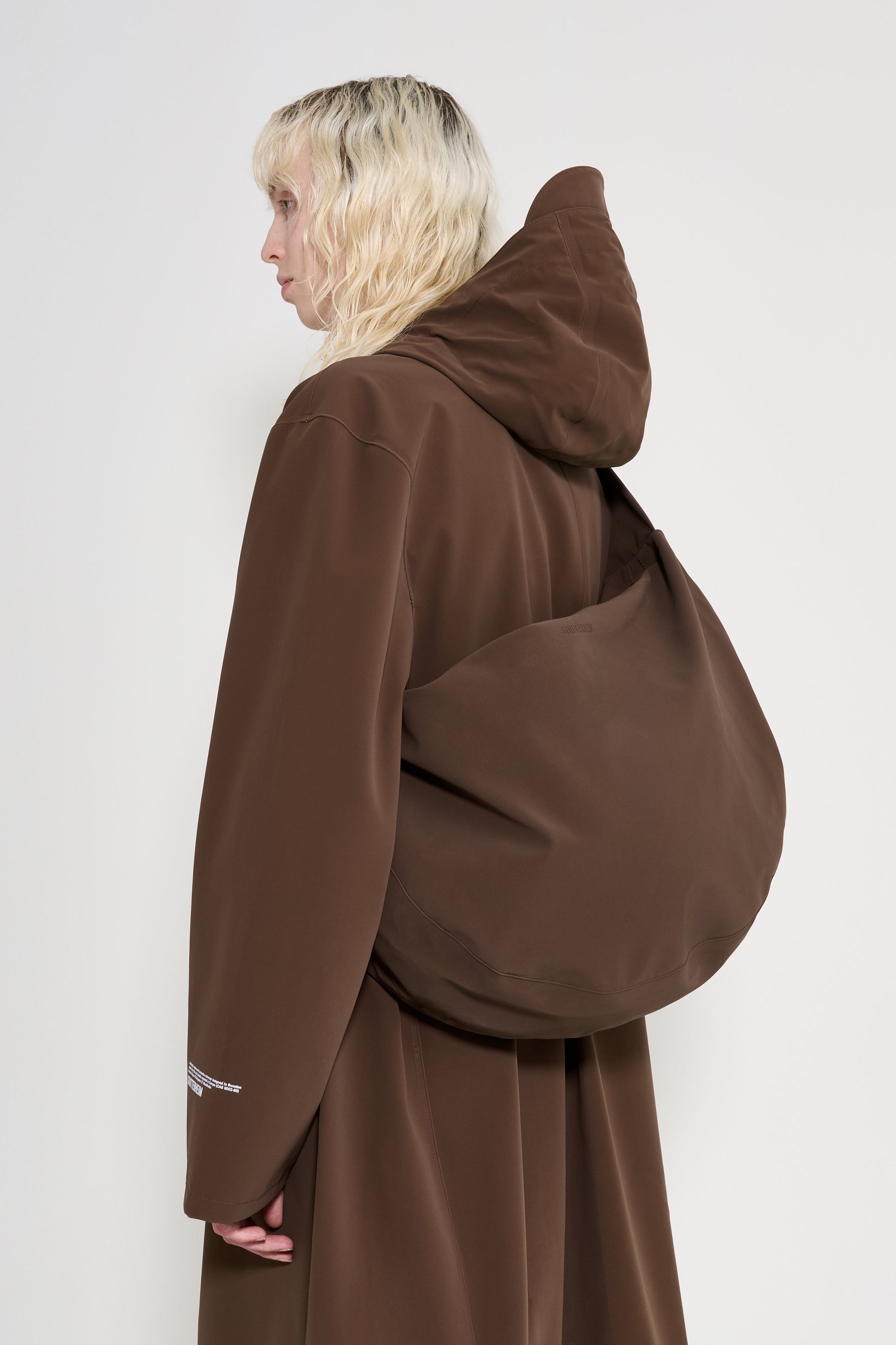 stutterheim adam bag matte dark brown accessories bags crossbody-bags