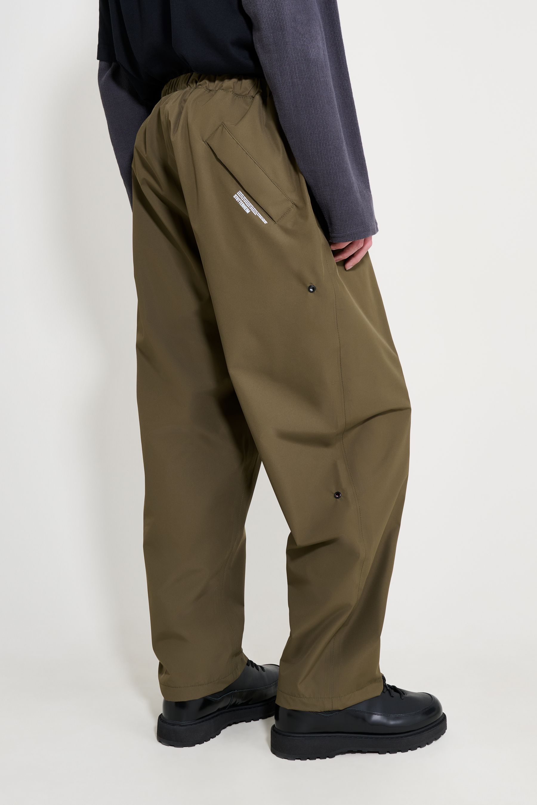 stutterheim bash zip trousers green men