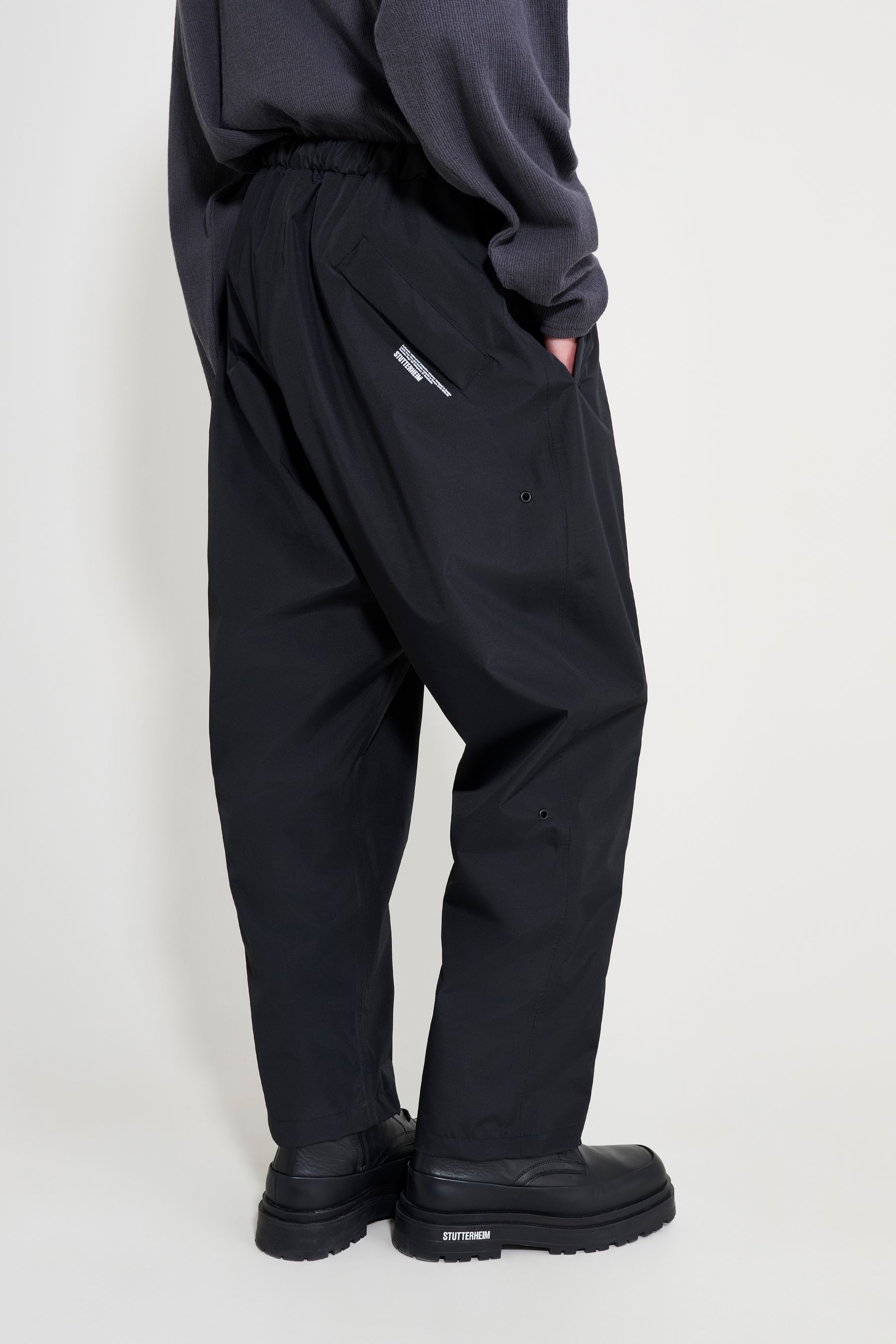 stutterheim bash zip trousers black men