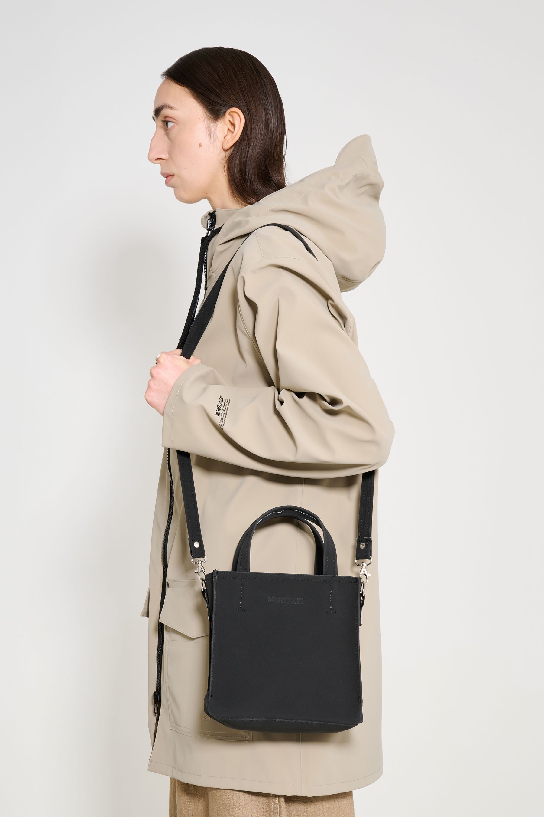 stutterheim biblio bag matte black accessories bags handbags