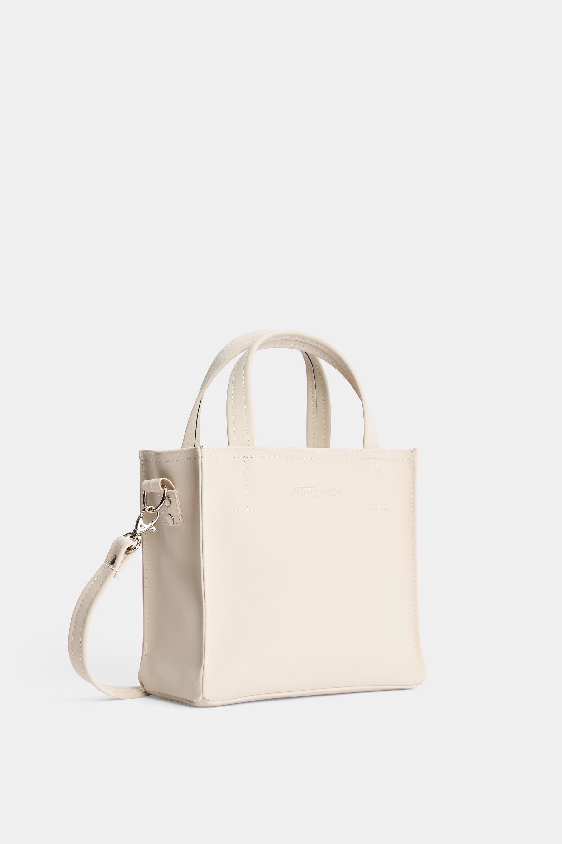 stutterheim biblio bag matte light sand accessories bags handbags