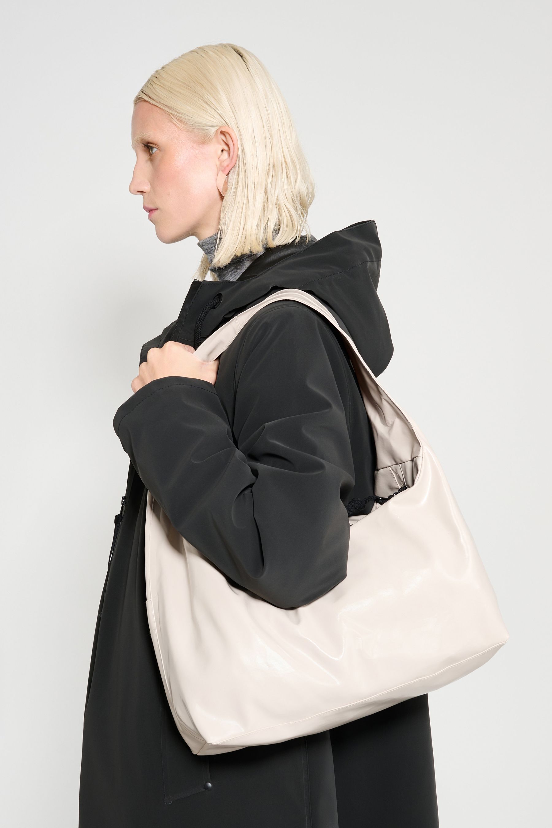 stutterheim ewa bag opal light sand accessories bags shoulder-bags