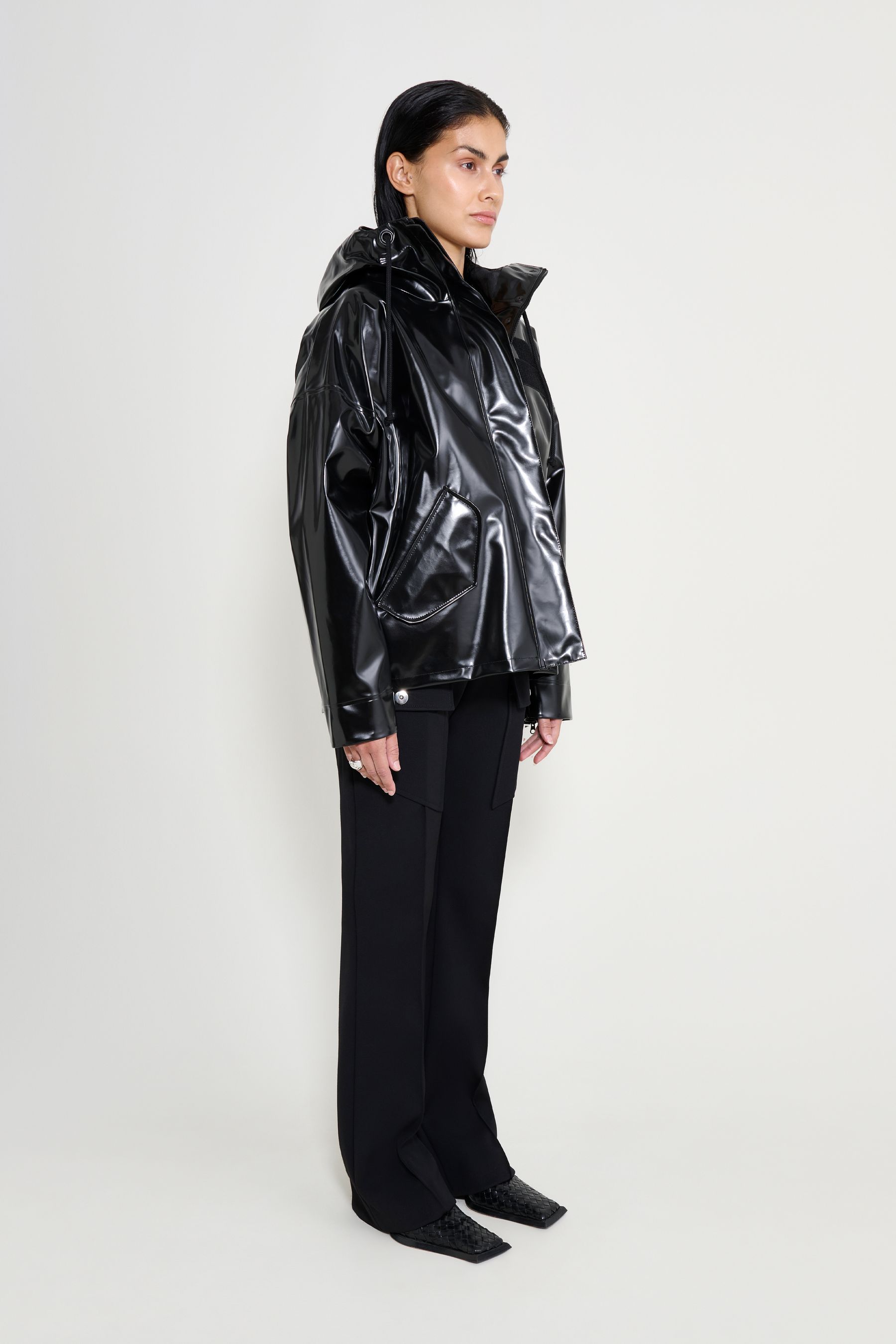 stutterheim faversham opal raincoat black women jackets raincoats
