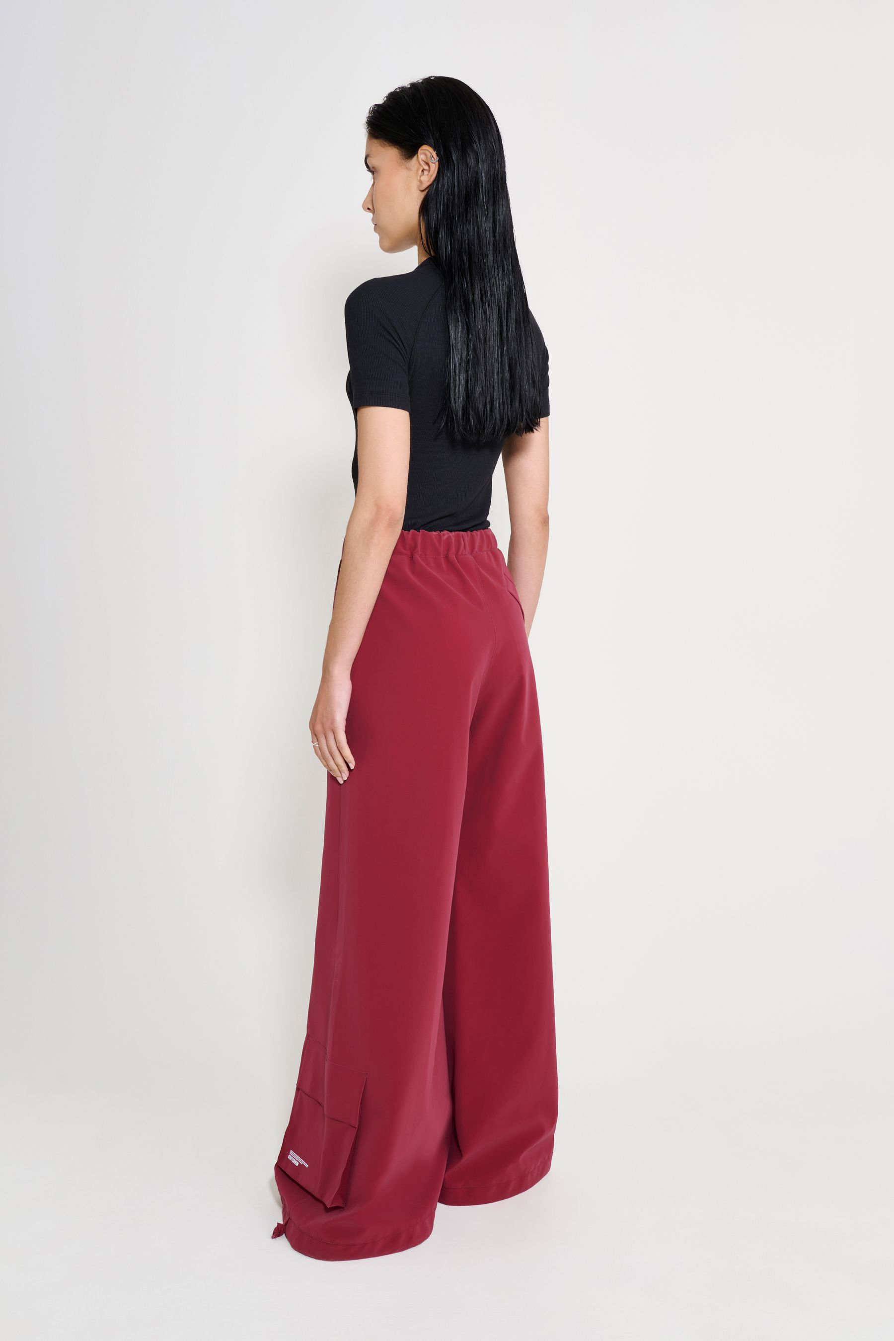 stutterheim karla pocket trousers burgundy women bottoms