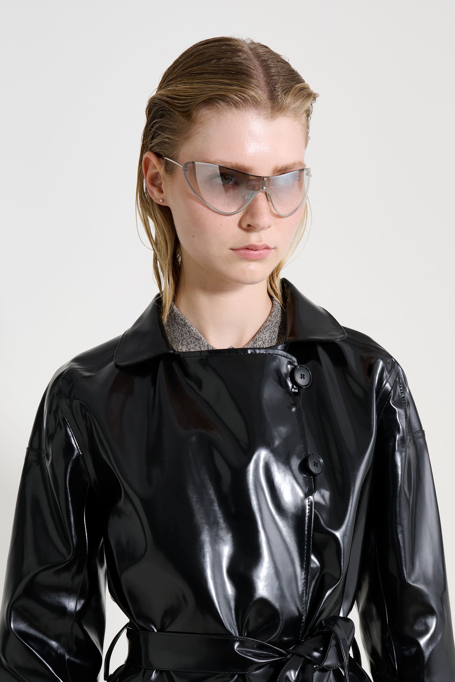 stutterheim kista opal trench coat black women jackets trench-coats