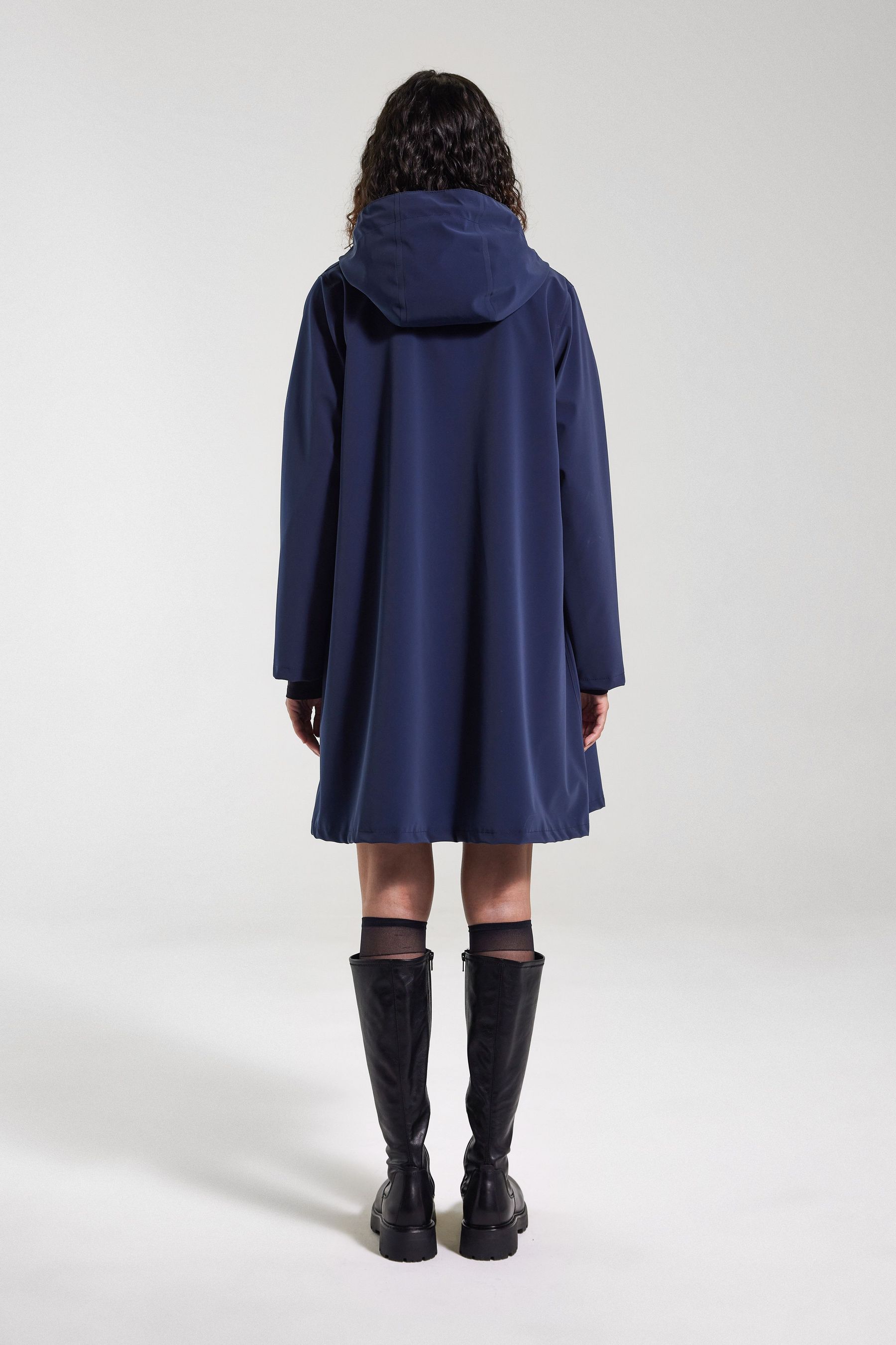 stutterheim mosebacke lightweight matte zip raincoat navy women jackets raincoats