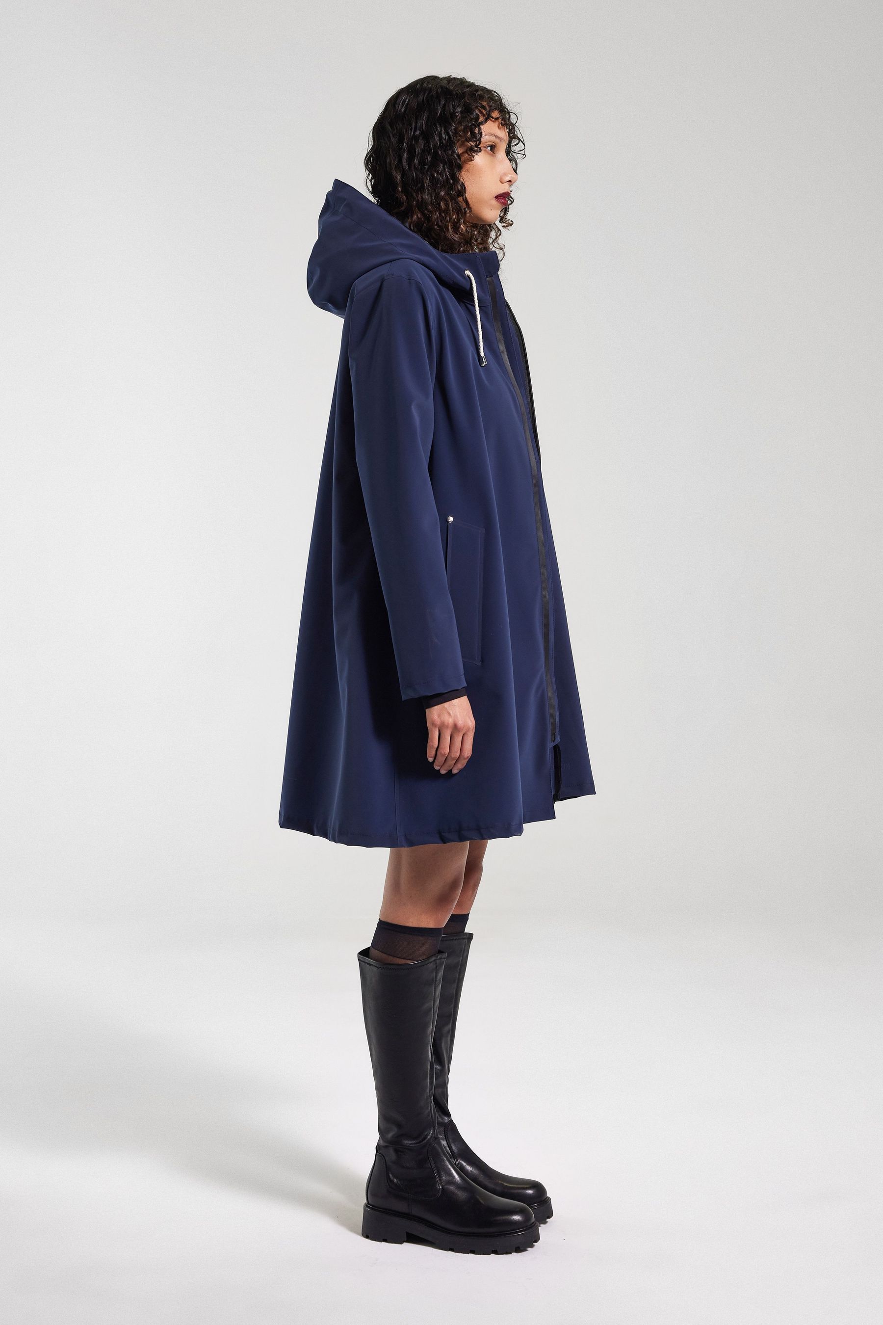 stutterheim mosebacke lightweight matte zip raincoat navy women jackets raincoats