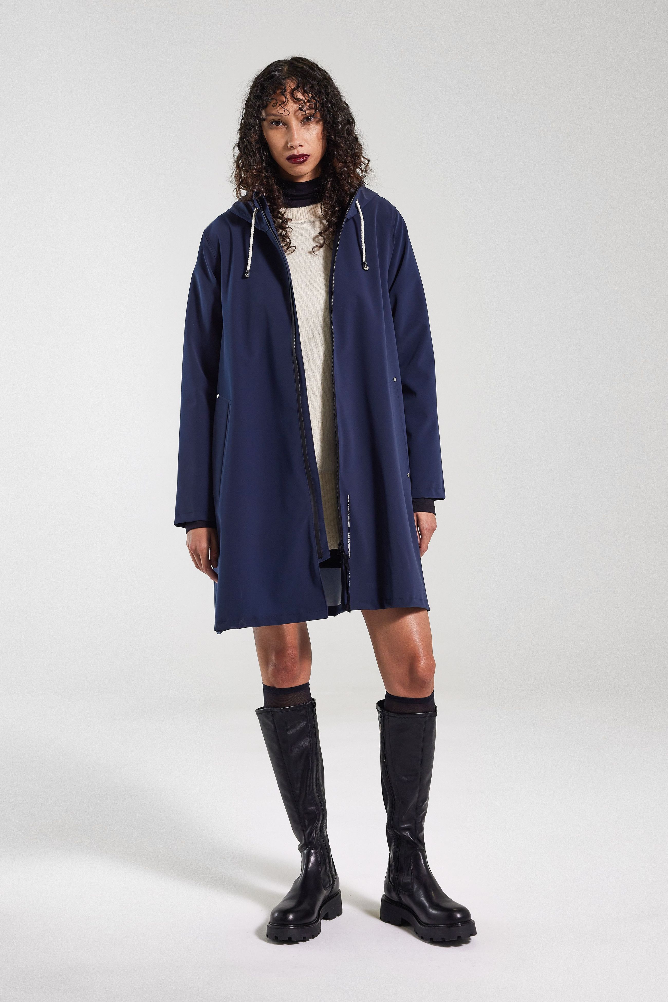 stutterheim mosebacke lightweight matte zip raincoat navy women jackets raincoats