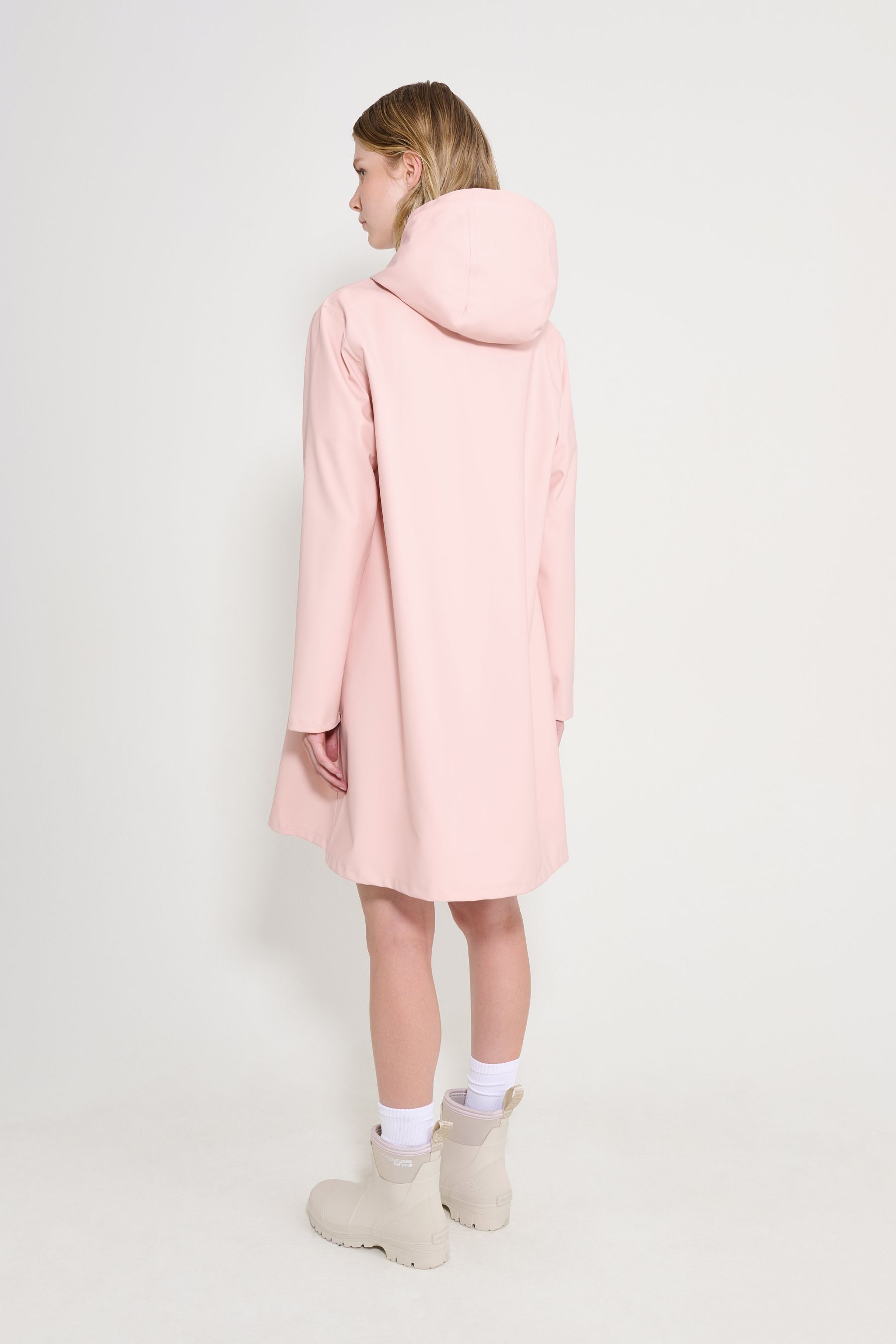 stutterheim mosebacke lightweight raincoat pale pink women jackets raincoats