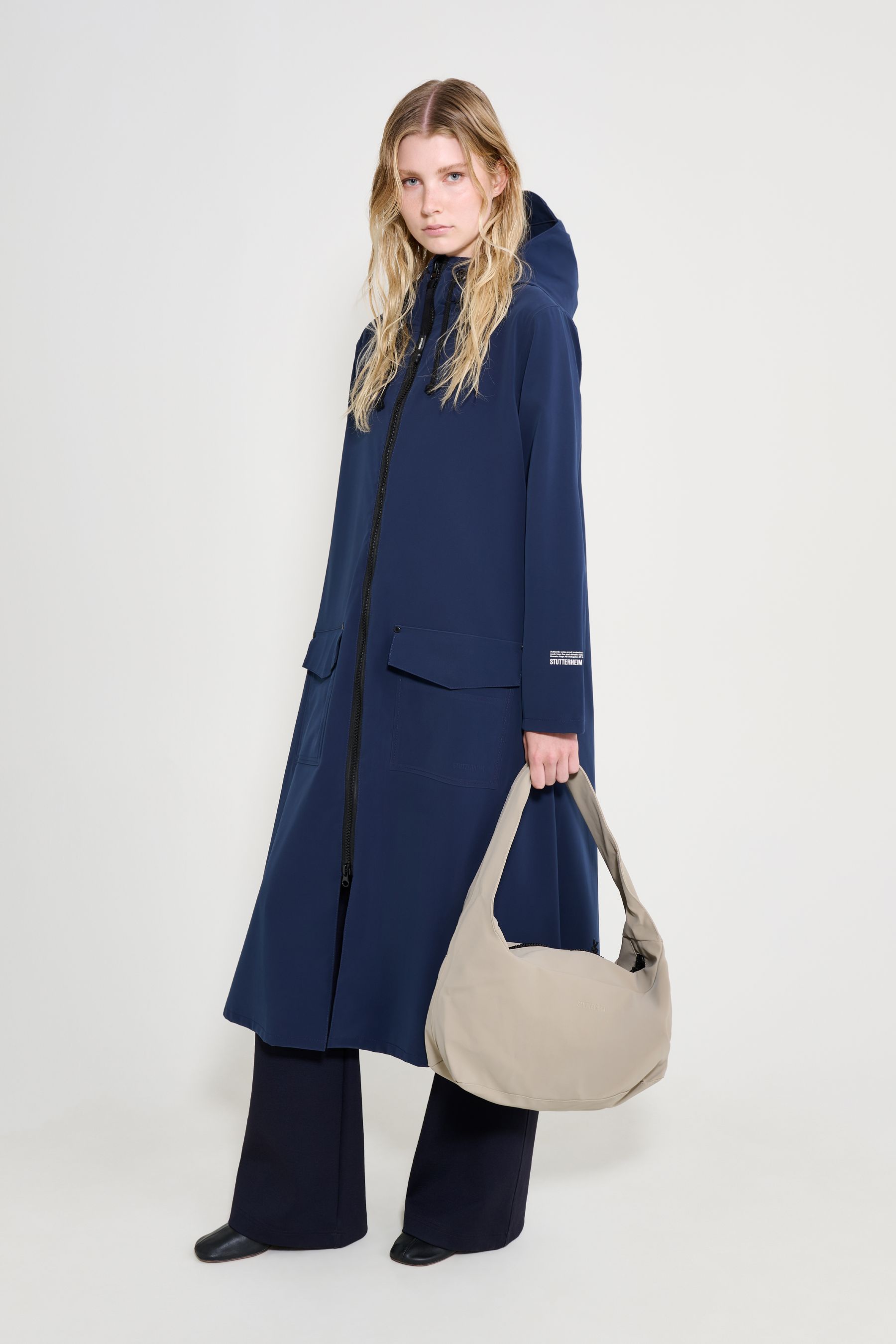 stutterheim mosebacke long patch raincoat navy men jackets long-raincoats