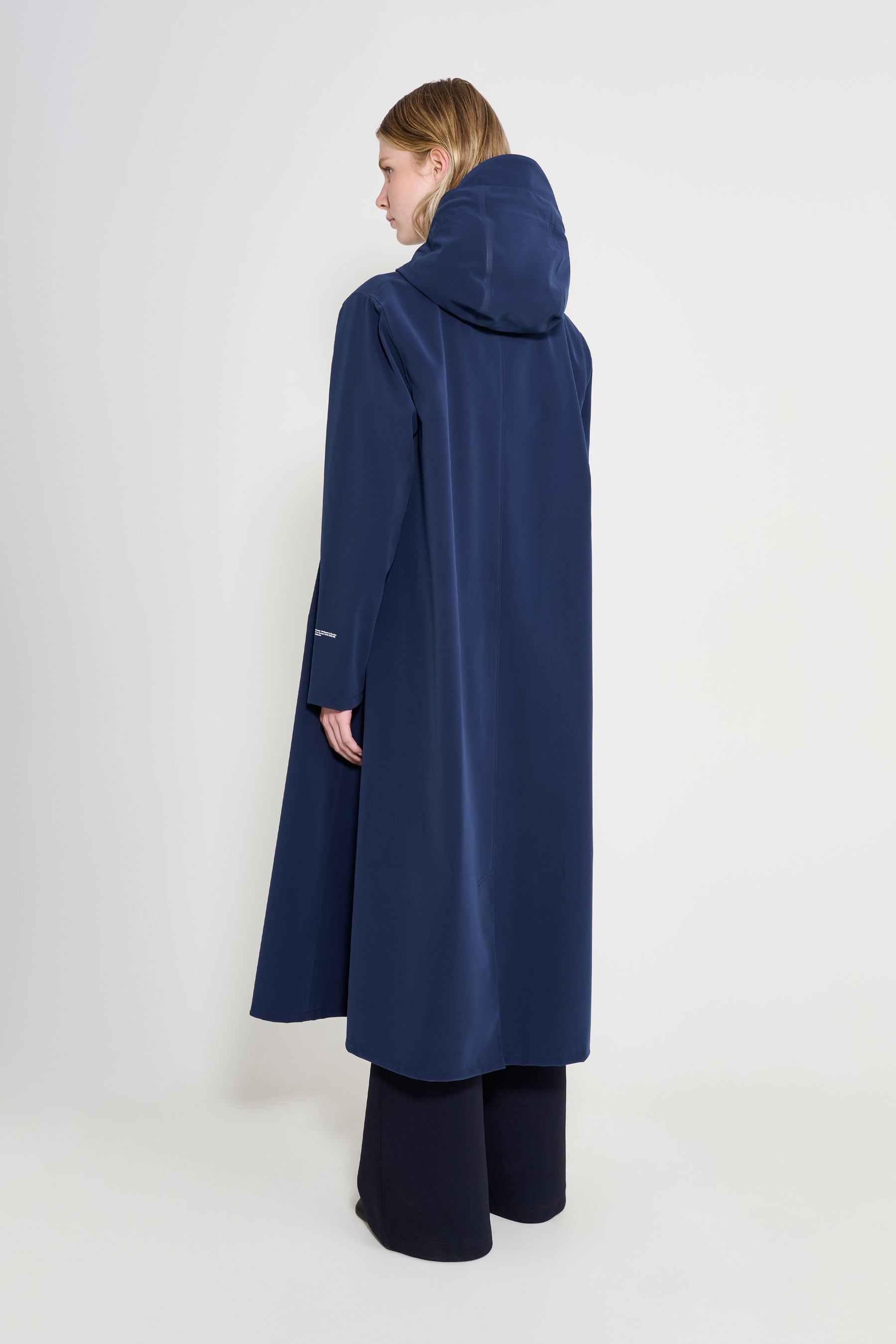 stutterheim mosebacke long patch raincoat navy men jackets long-raincoats