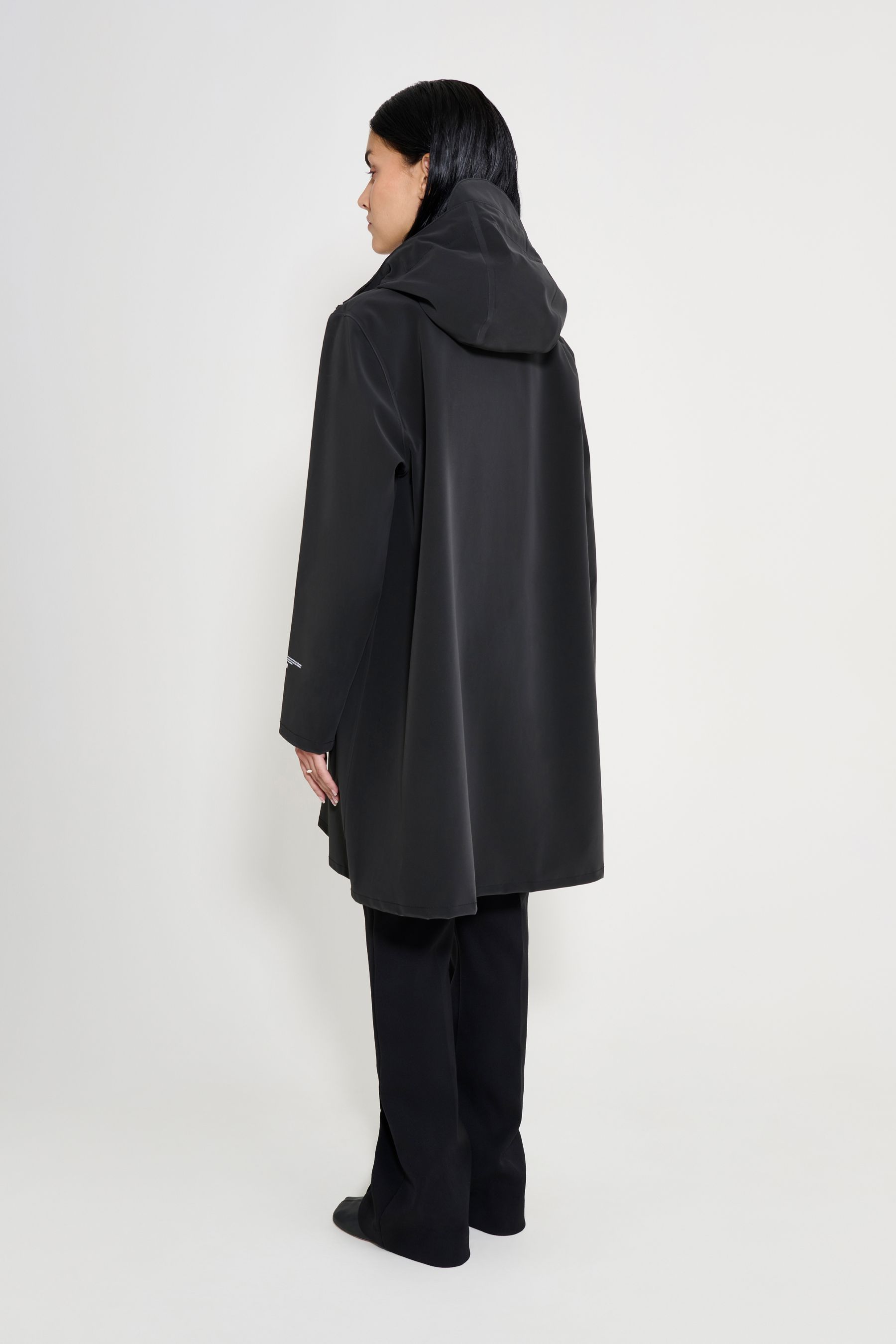 stutterheim mosebacke patch raincoat black women jackets raincoats