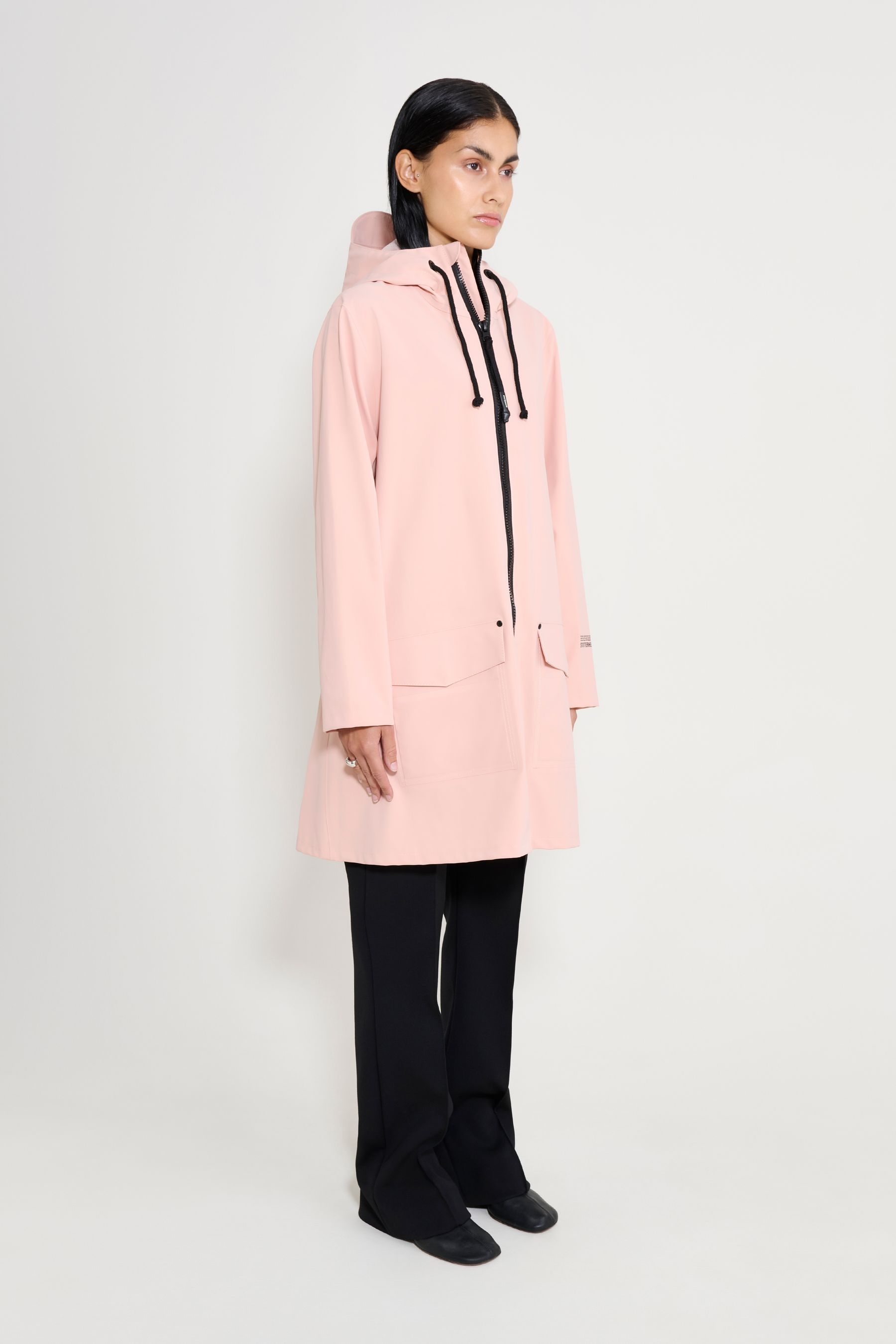 stutterheim mosebacke patch raincoat pale pink women jackets raincoats