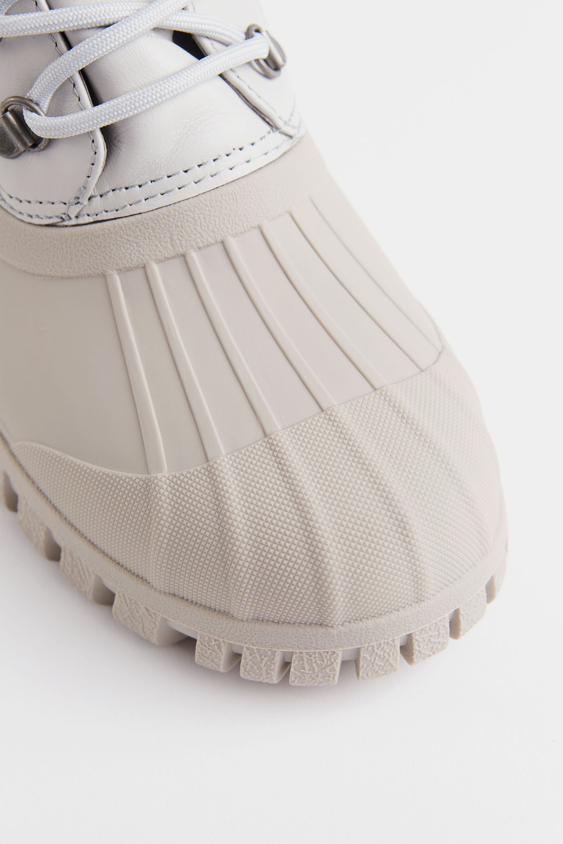 stutterheim patrol boot leather ivory footwear combat-boots