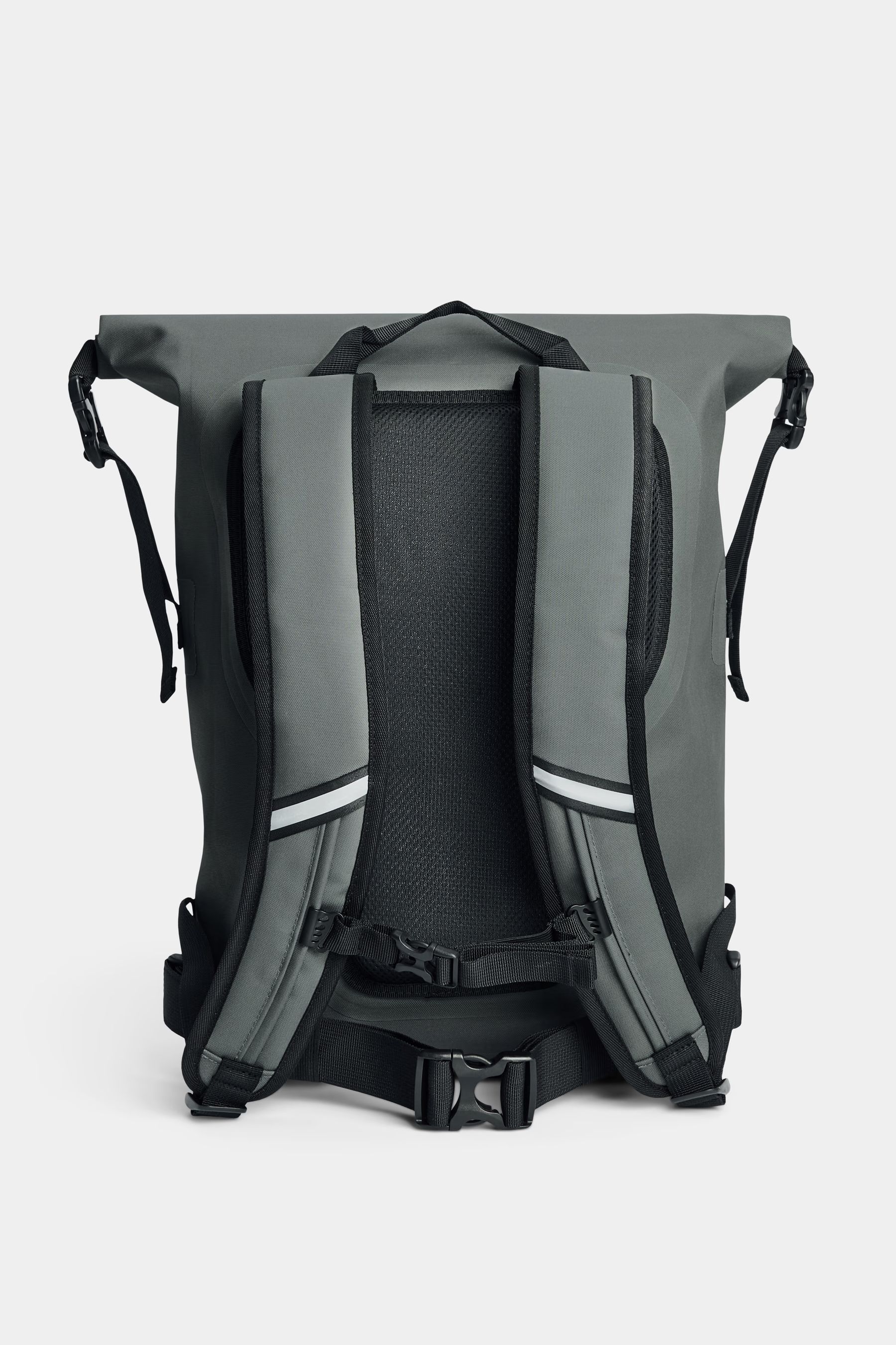 stutterheim rain rolltop 25l backpack green accessories bags backpacks