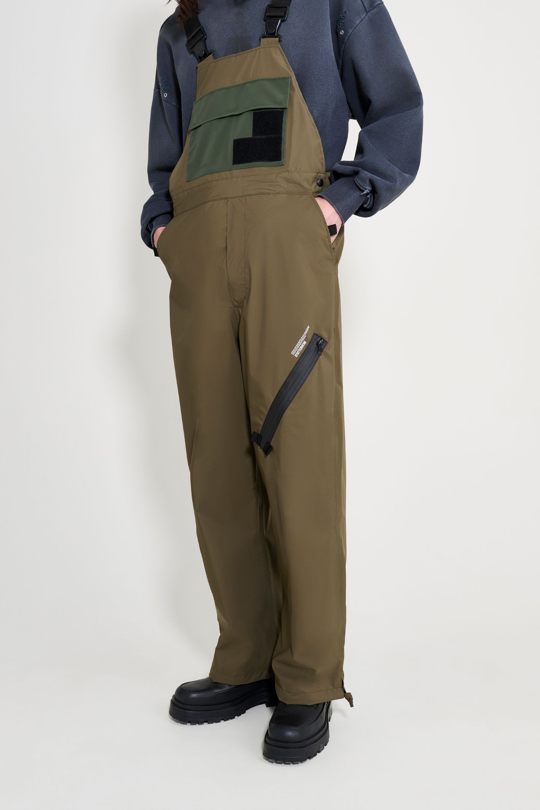 stutterheim space bib trousers green men