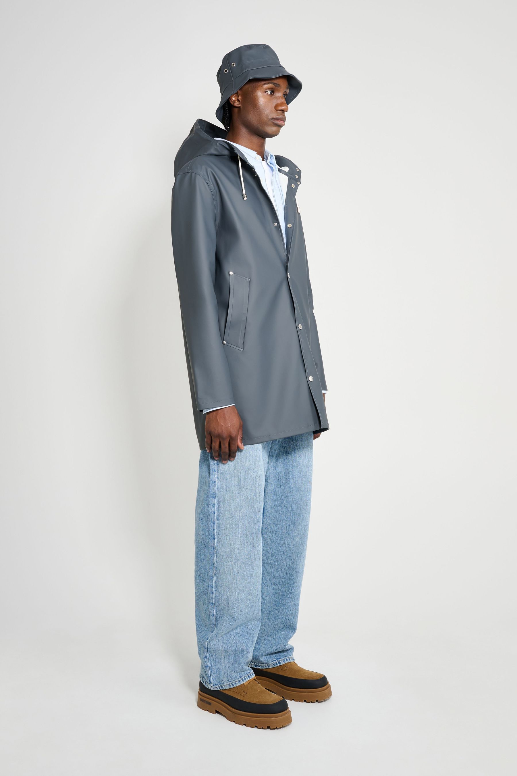 stutterheim stockholm original raincoat charcoal men jackets raincoats