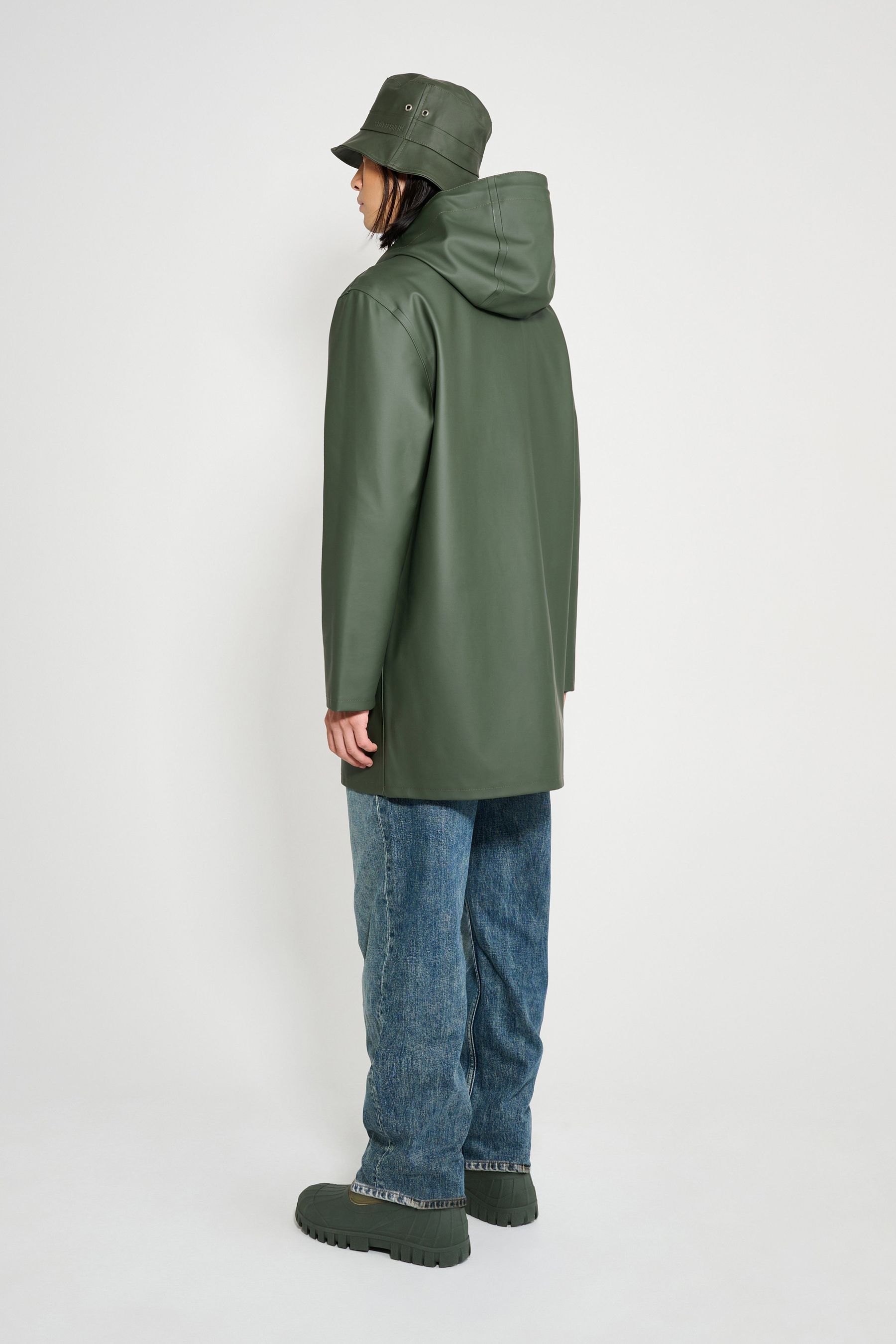 stutterheim stockholm original raincoat green men jackets raincoats