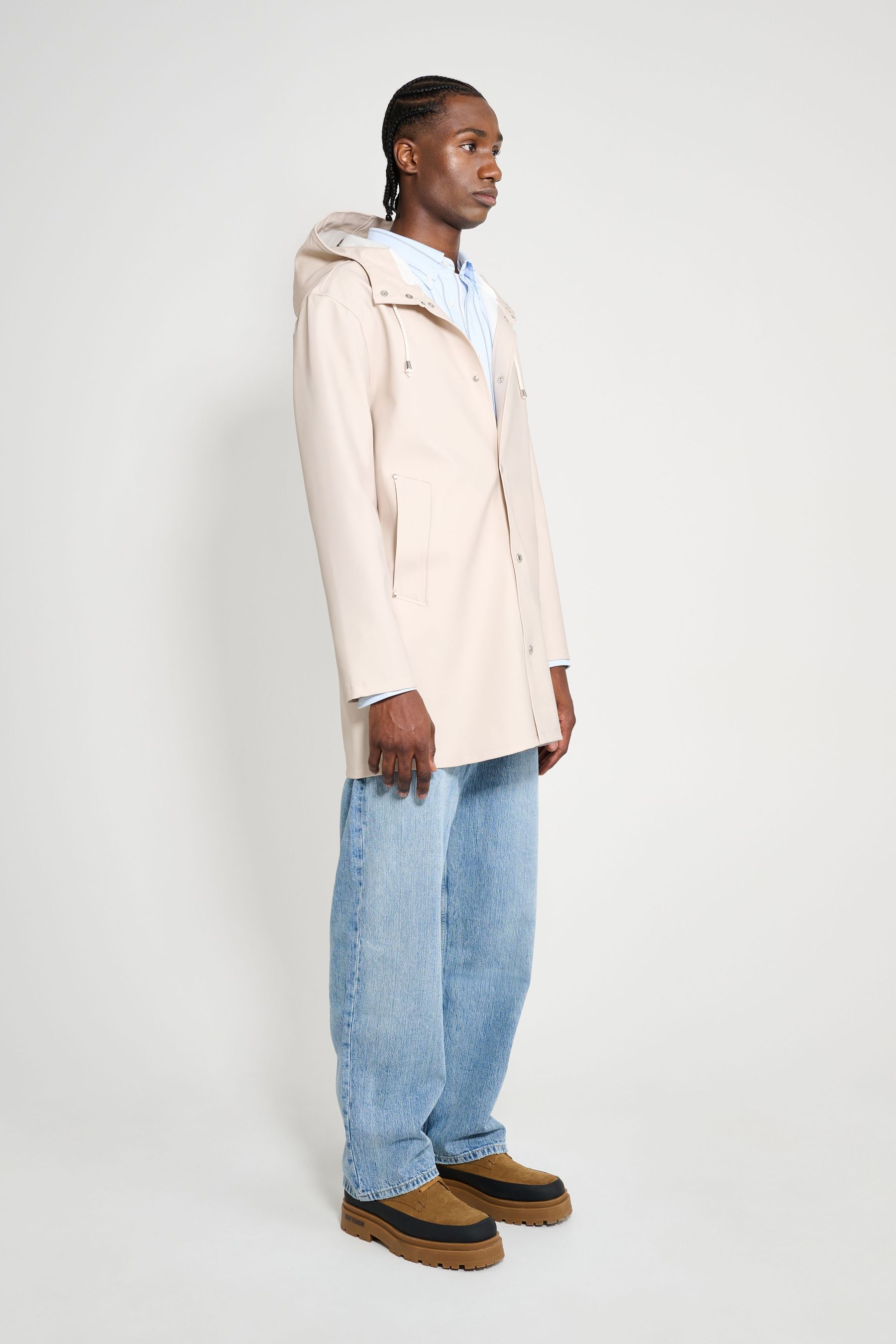 stutterheim stockholm original raincoat light sand men jackets raincoats