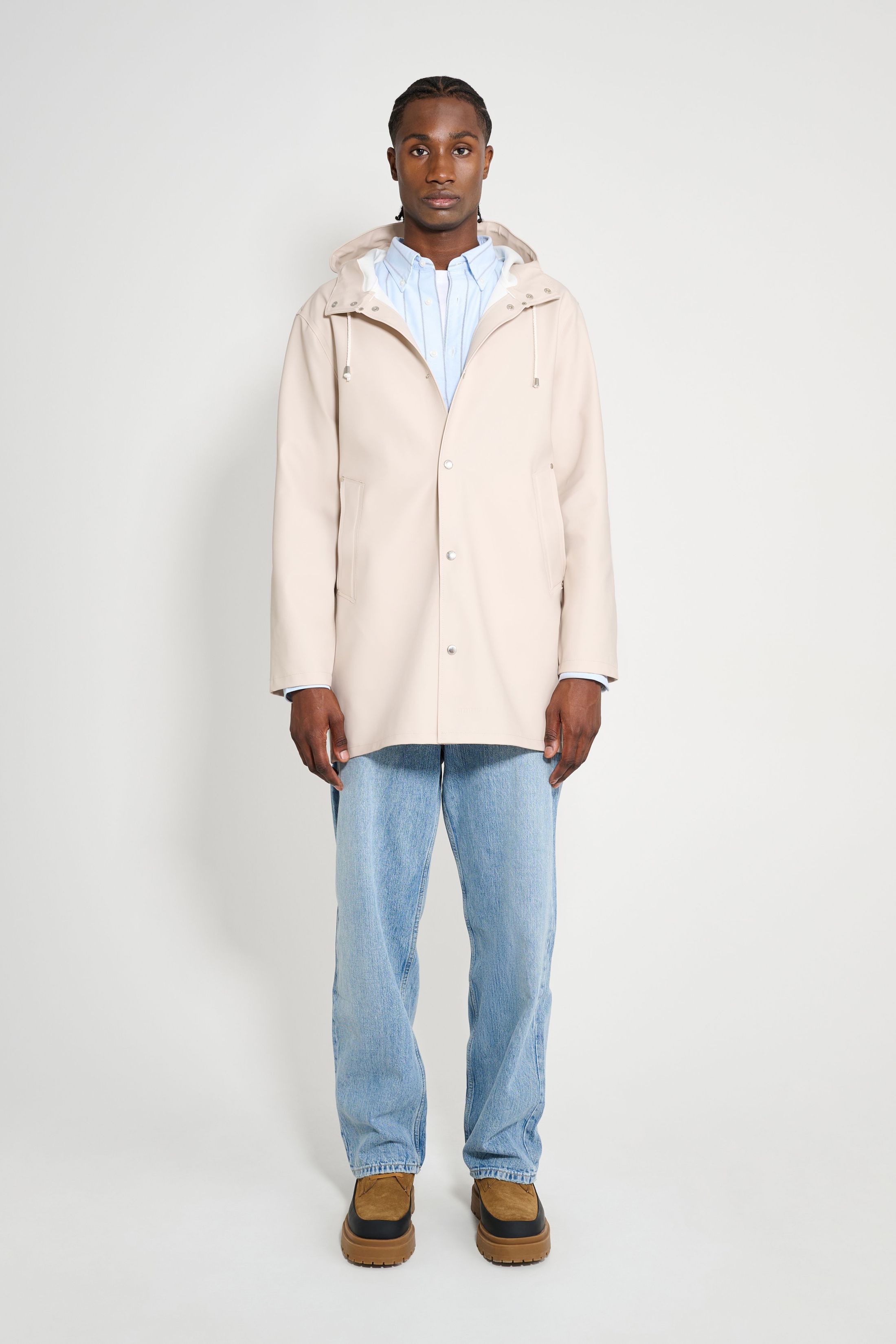 stutterheim stockholm original raincoat light sand men jackets raincoats