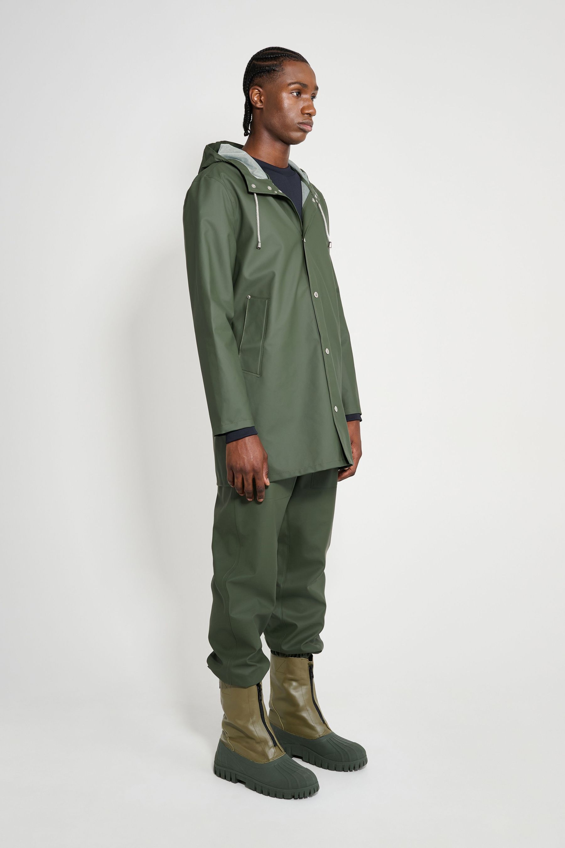 stutterheim stockholm lightweight raincoat green men jackets raincoats