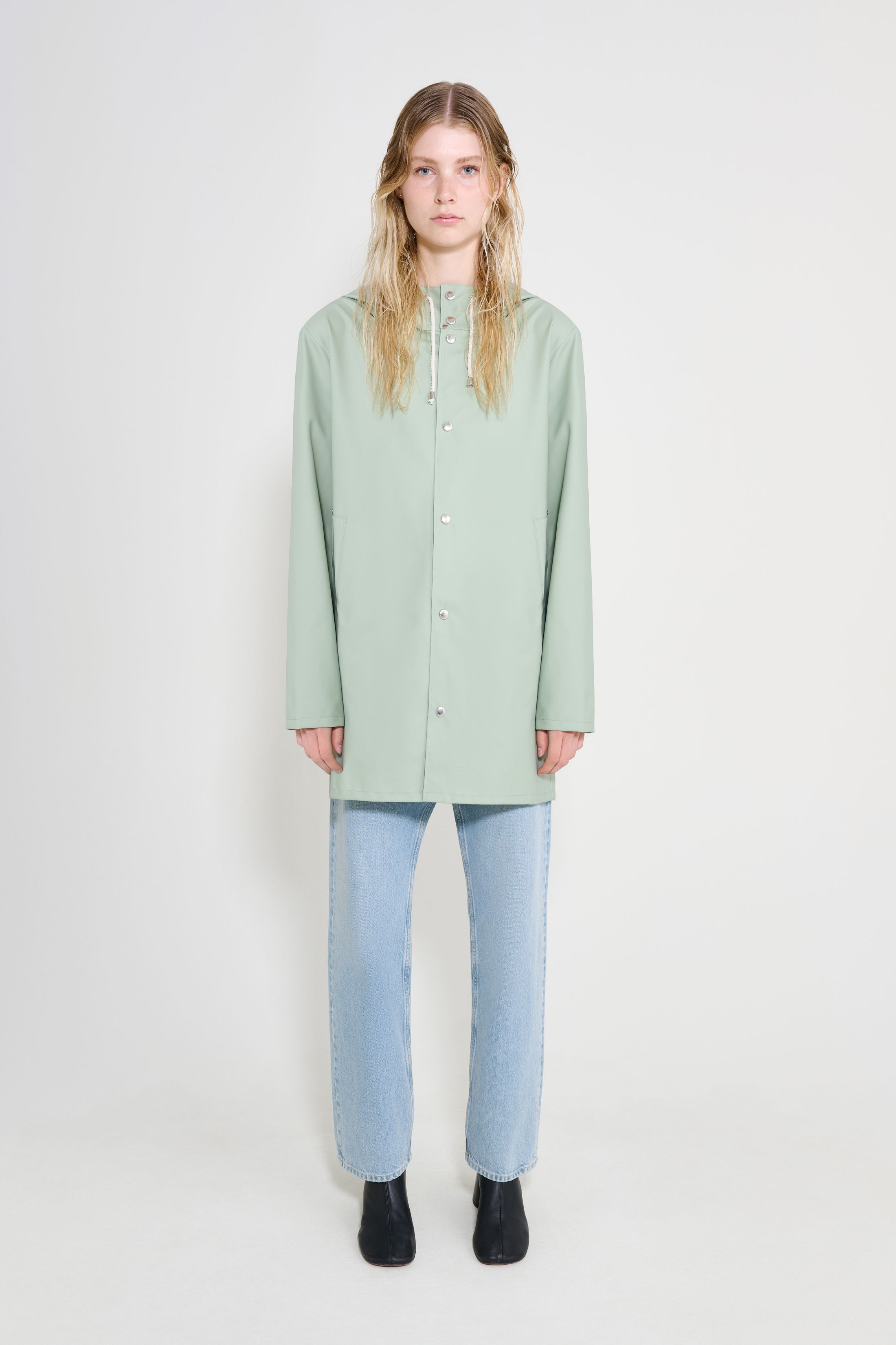 stutterheim stockholm lightweight raincoat sage women jackets raincoats