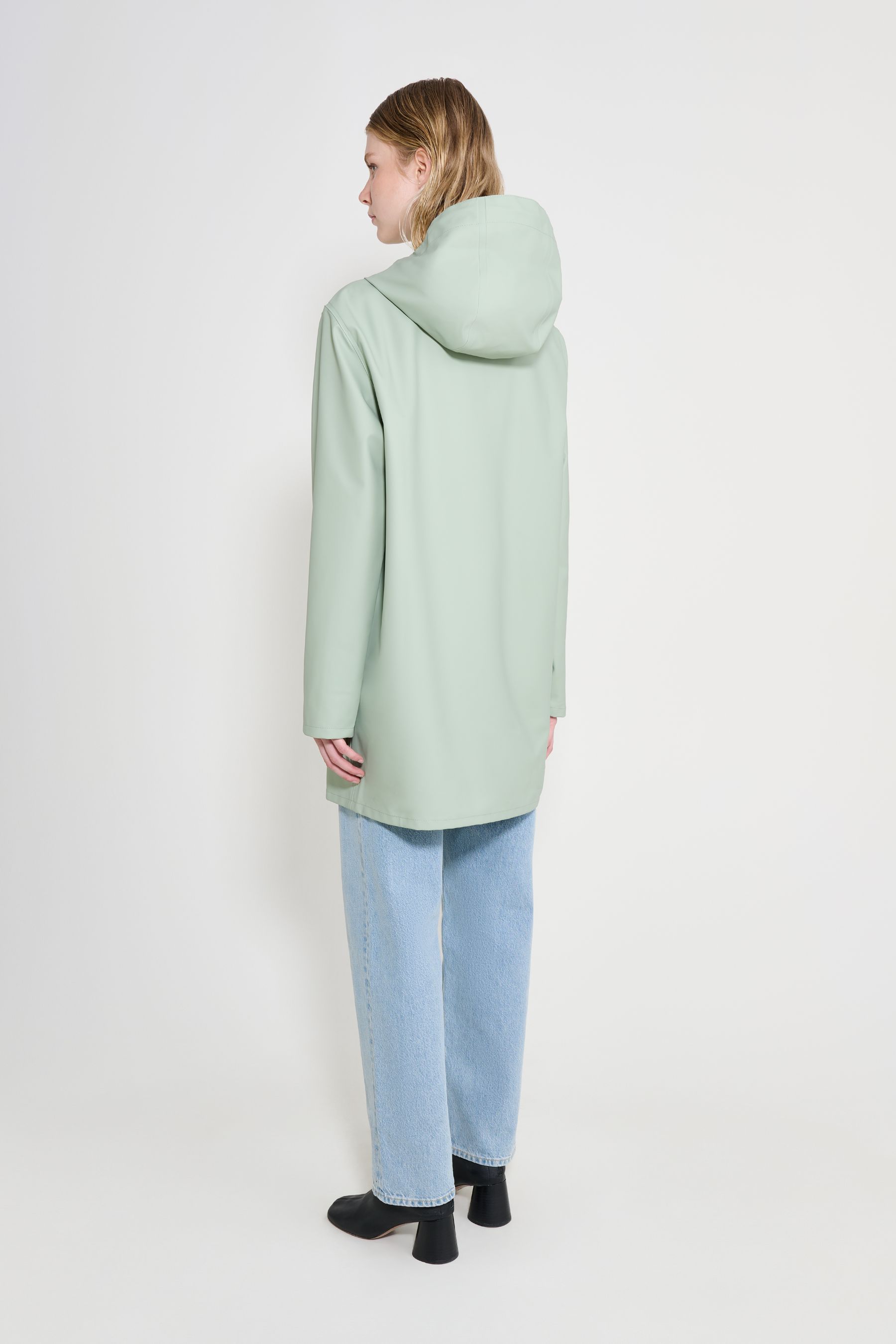 stutterheim stockholm lightweight raincoat sage women jackets raincoats