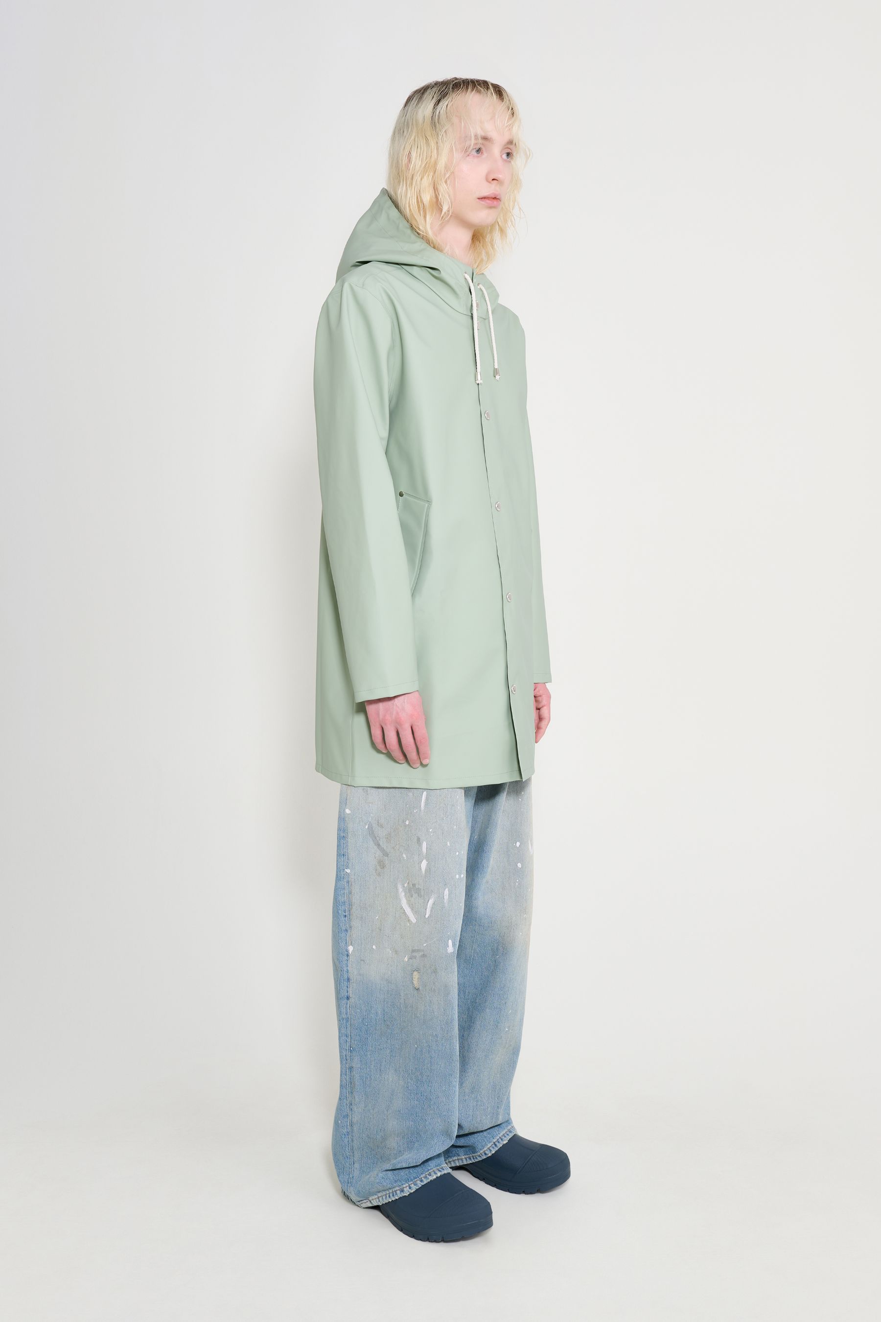 stutterheim stockholm lightweight raincoat sage men jackets raincoats