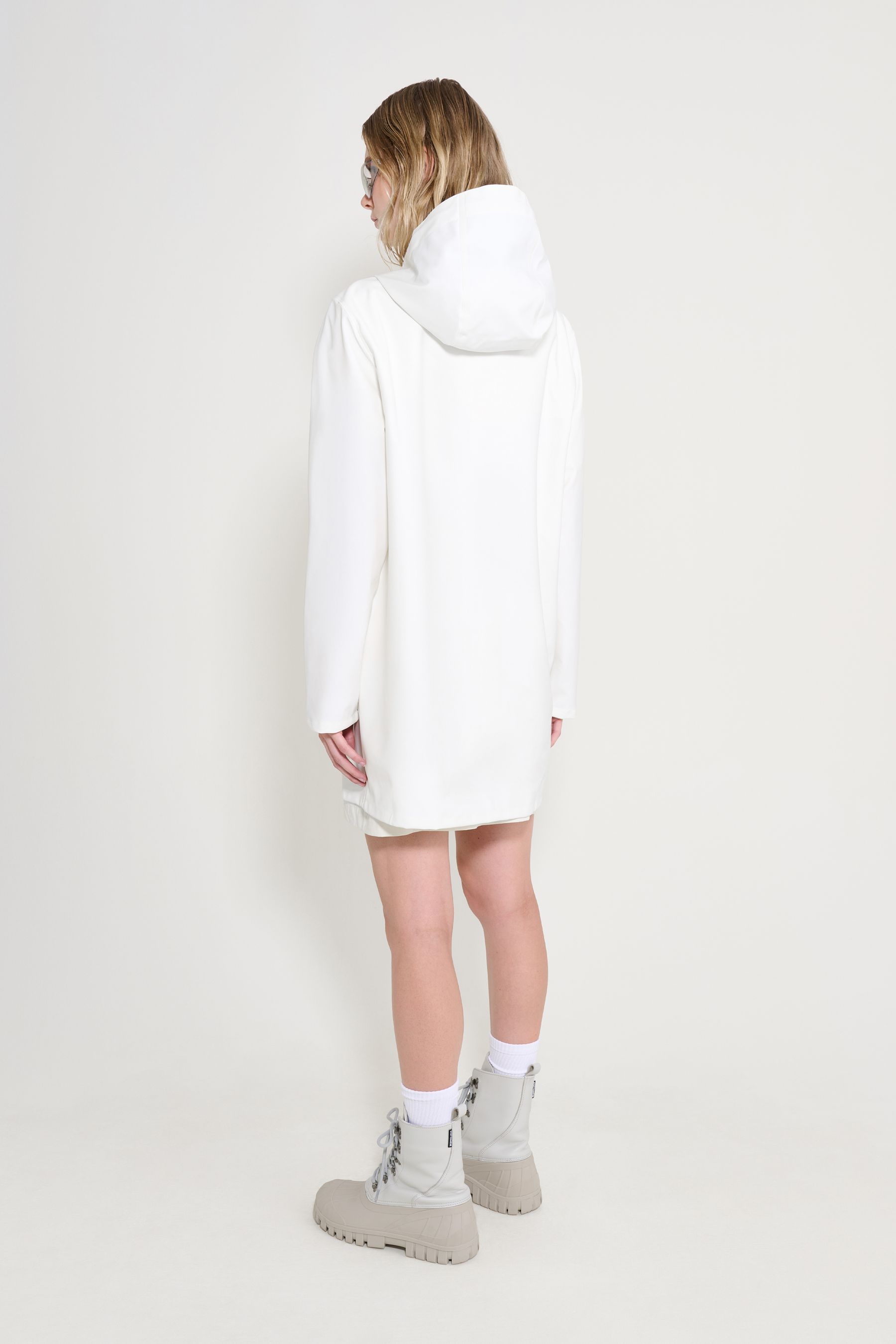 stutterheim stockholm lightweight raincoat white women jackets raincoats