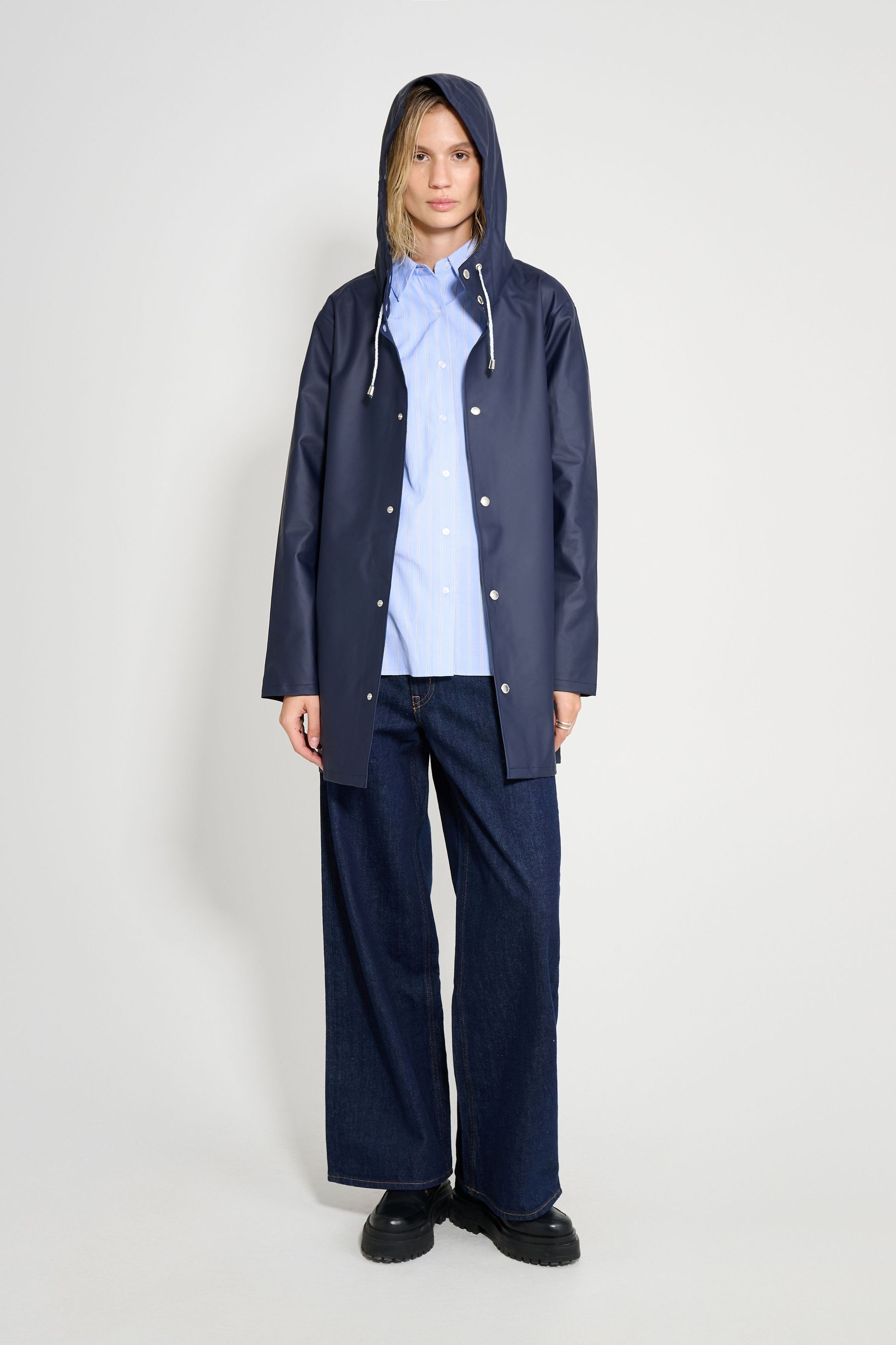 stutterheim stockholm lightweight raincoat navy women jackets raincoats