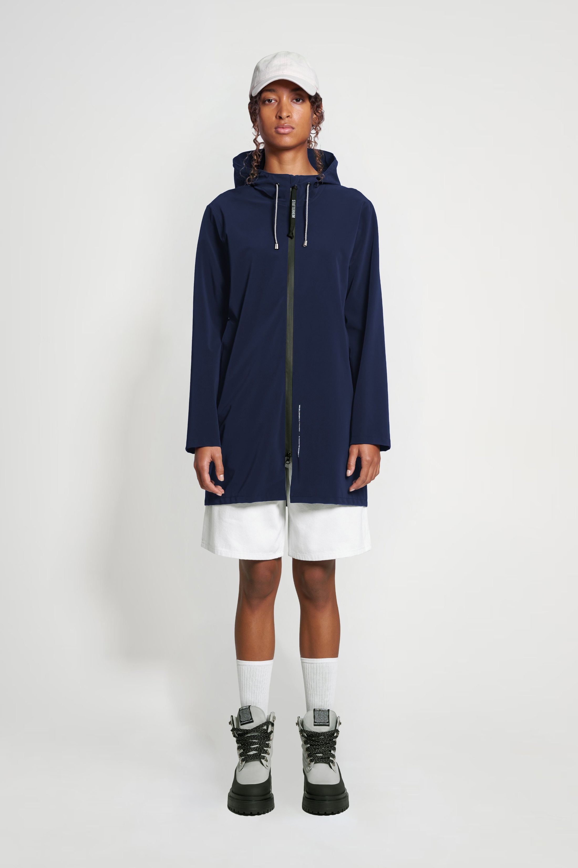 stutterheim stockholm lightweight zip matte raincoat navy women jackets raincoats
