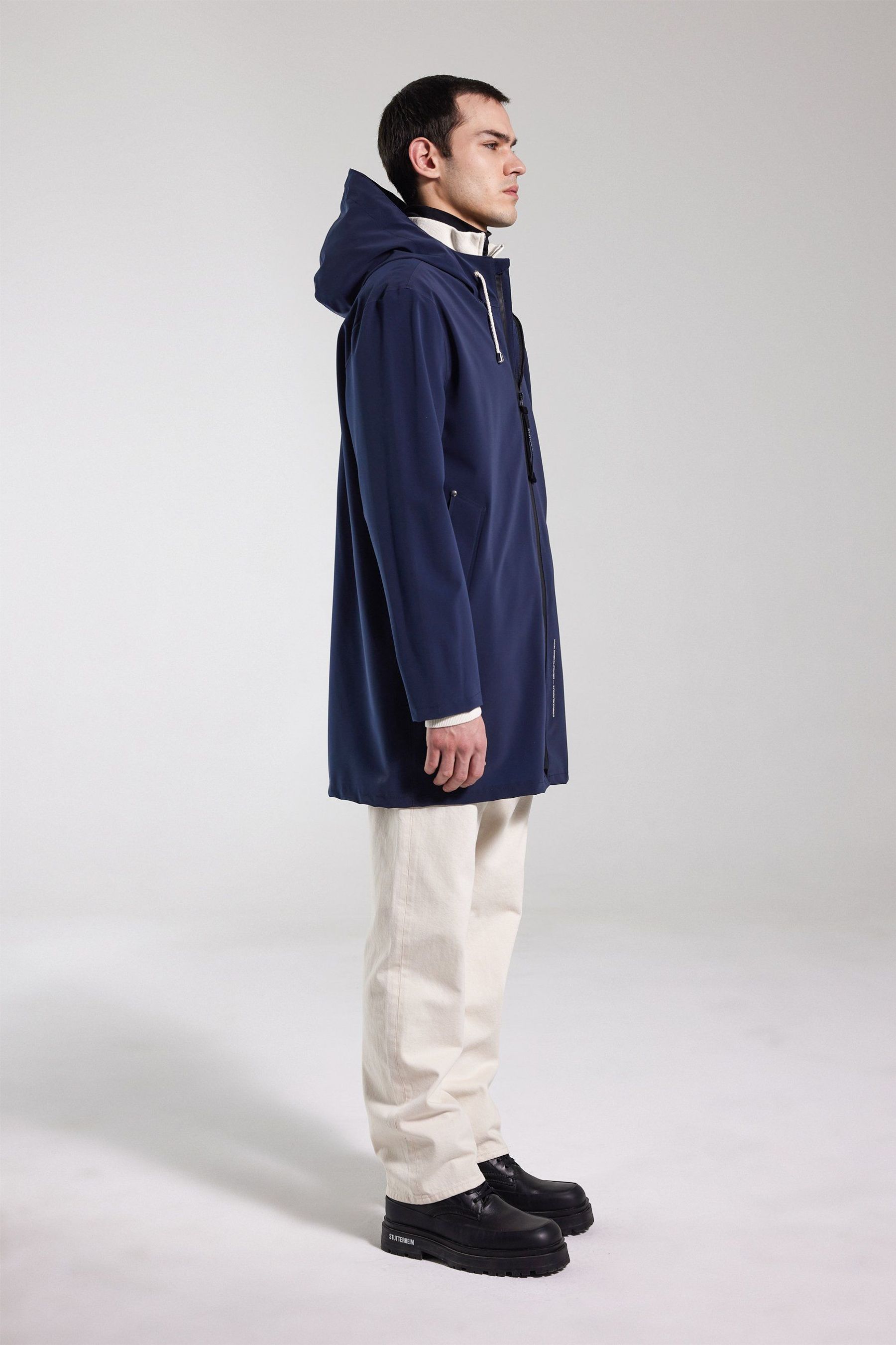 stutterheim stockholm lightweight zip matte raincoat navy men jackets raincoats