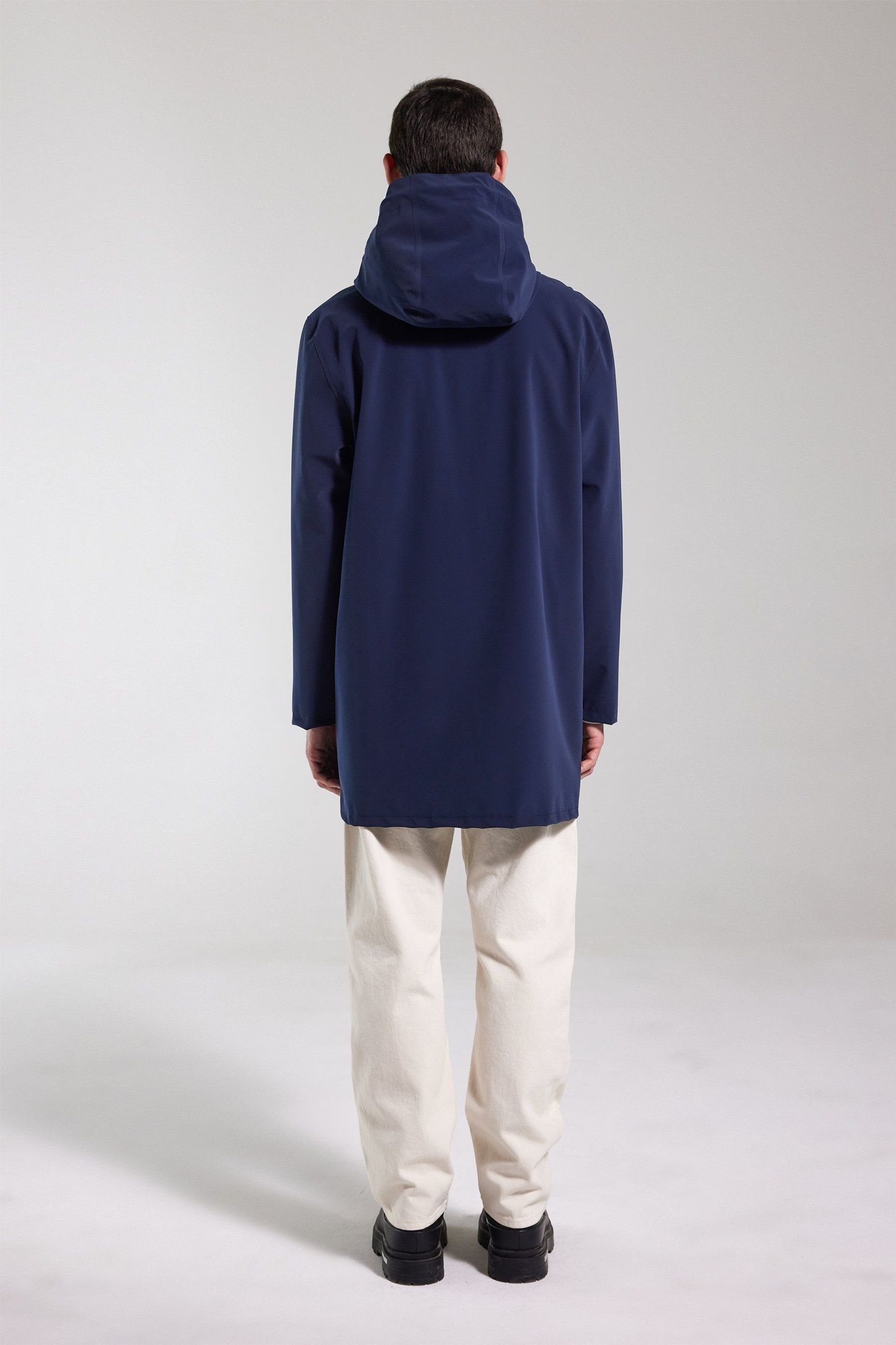 stutterheim stockholm lightweight zip matte raincoat navy men jackets raincoats