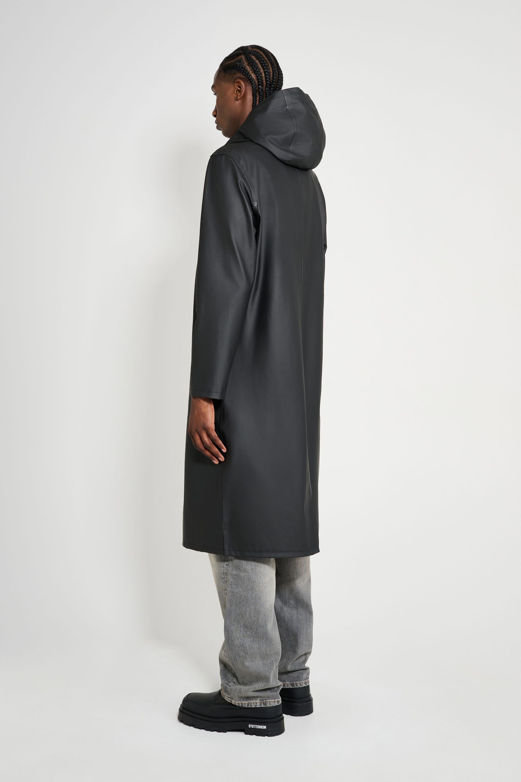 stutterheim stockholm long raincoat black men jackets raincoats
