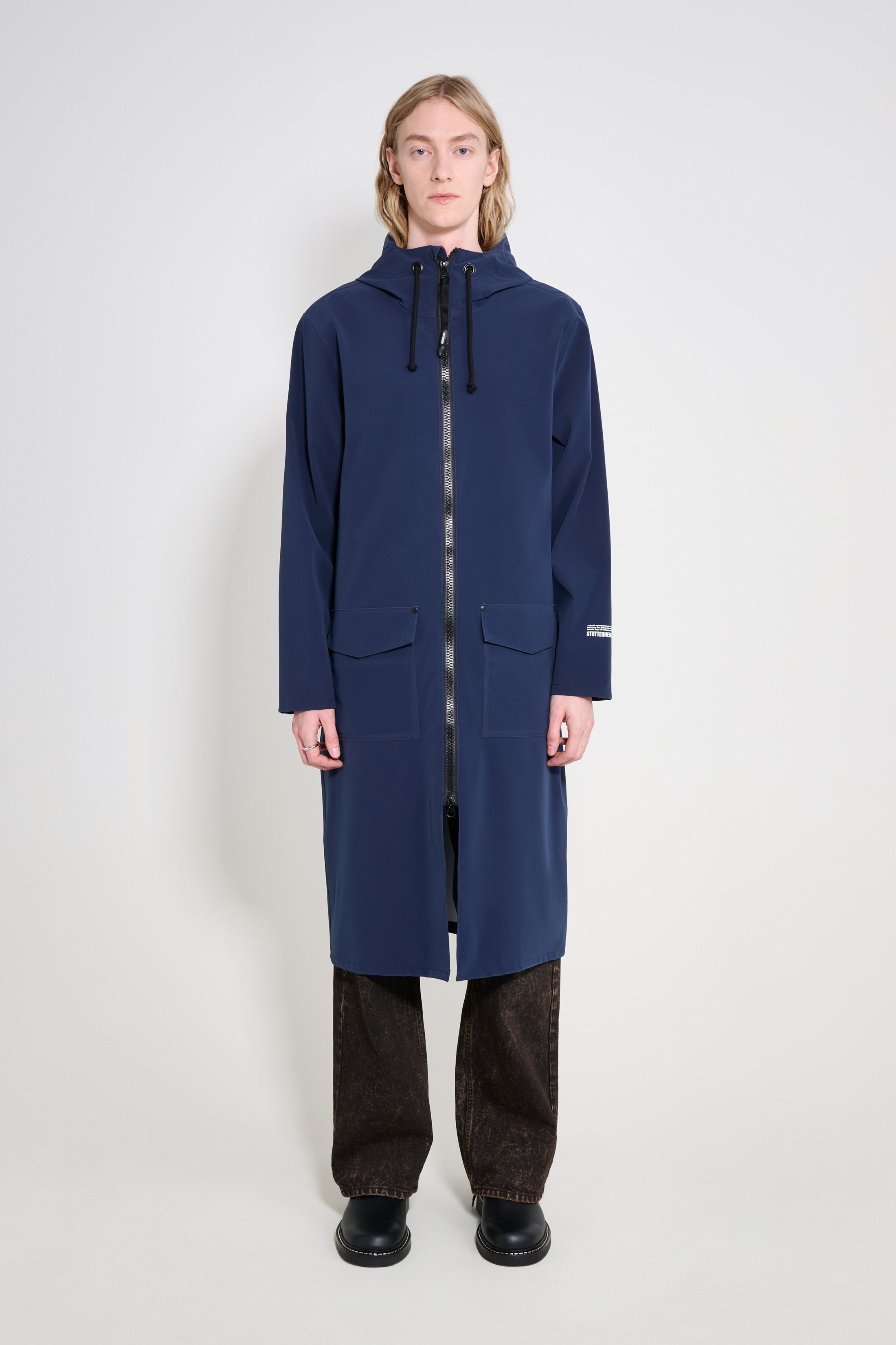 stutterheim stockholm long patch raincoat navy men jackets long-raincoats