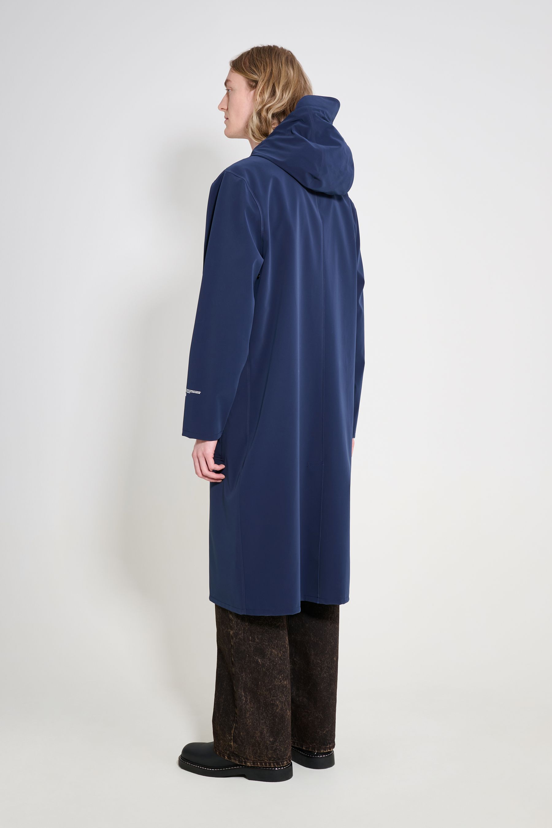stutterheim stockholm long patch raincoat navy men jackets long-raincoats