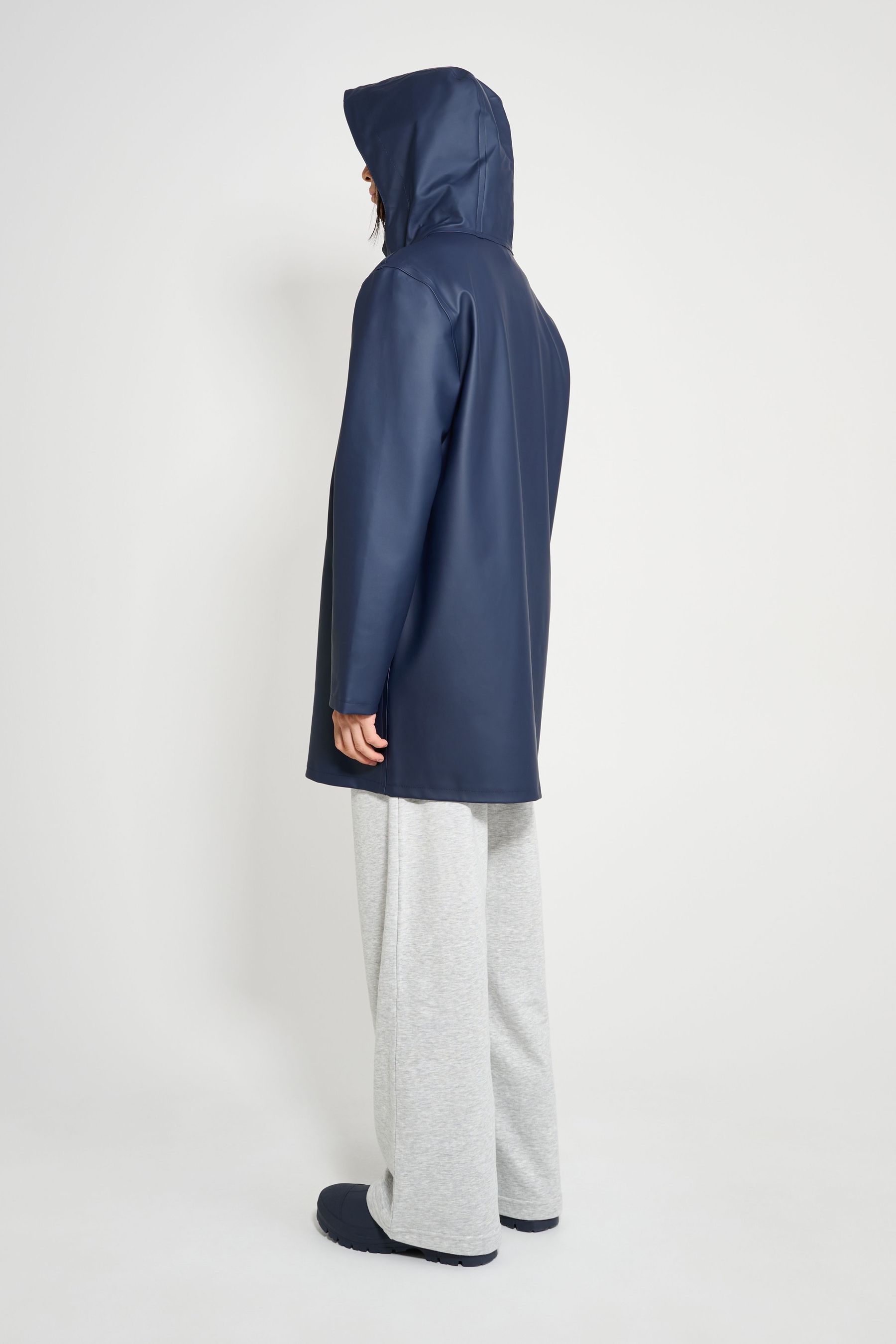 stutterheim stockholm original raincoat navy men jackets raincoats