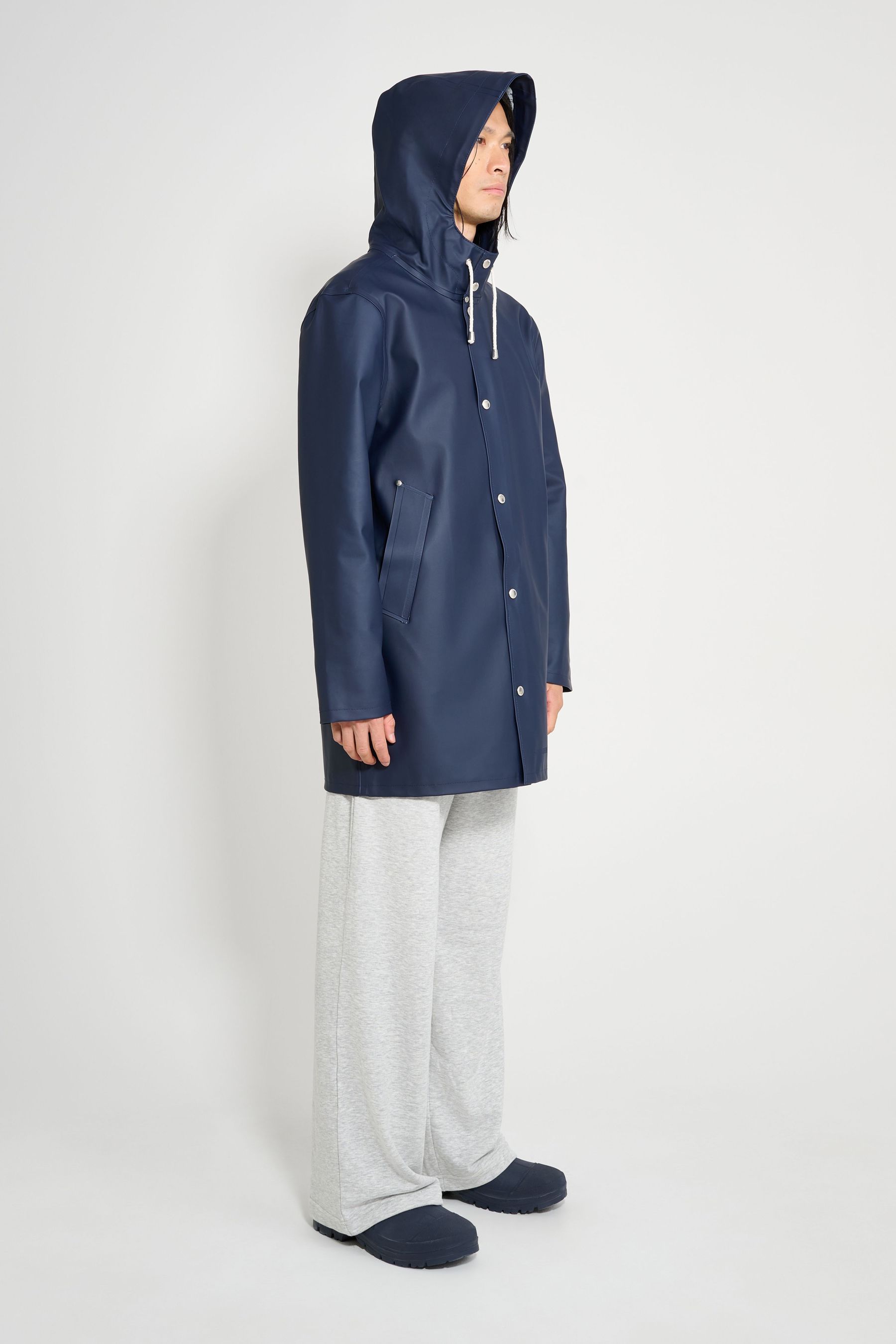 stutterheim stockholm original raincoat navy men jackets raincoats