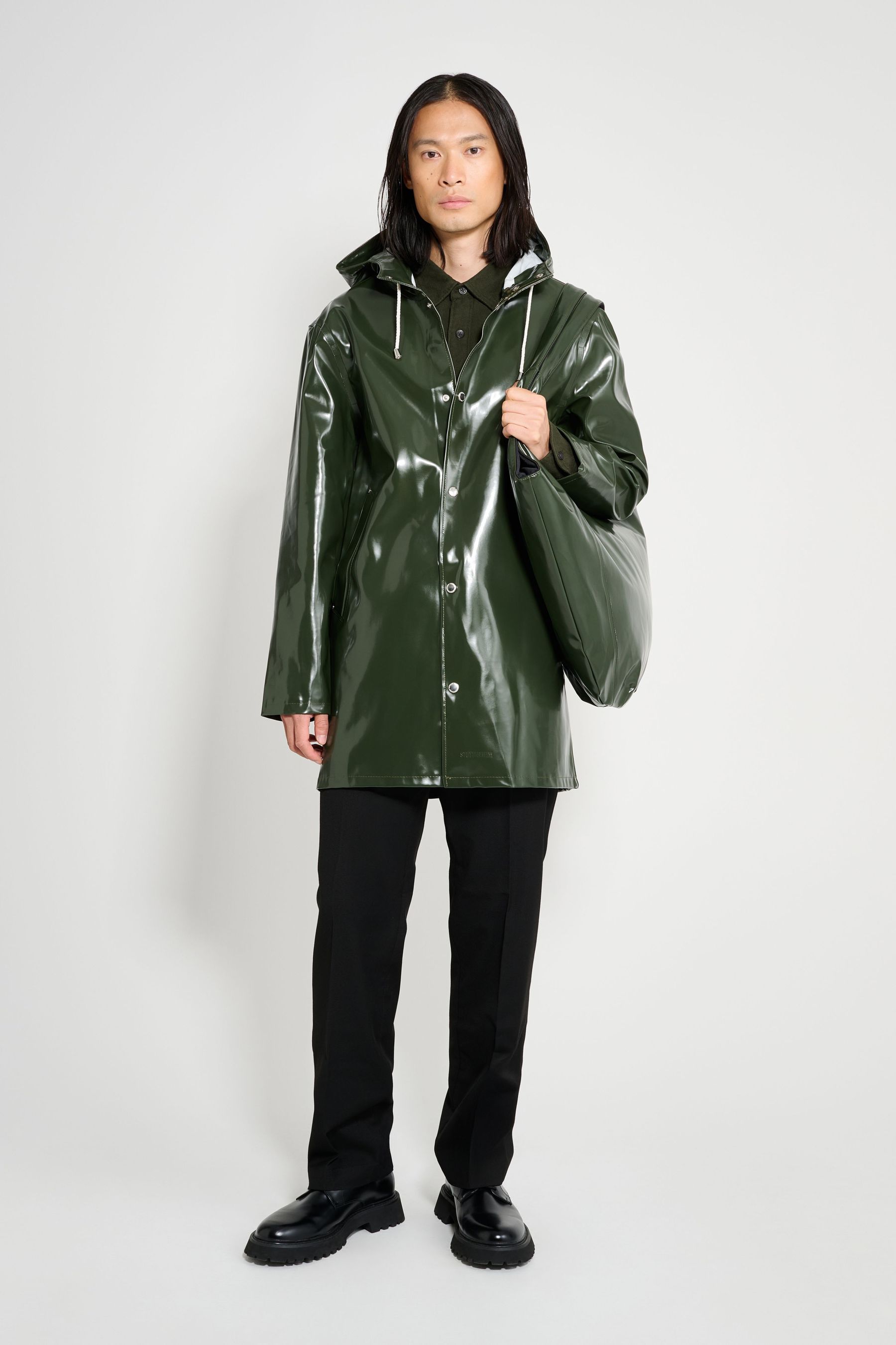 stutterheim stockholm opal raincoat green men jackets raincoats