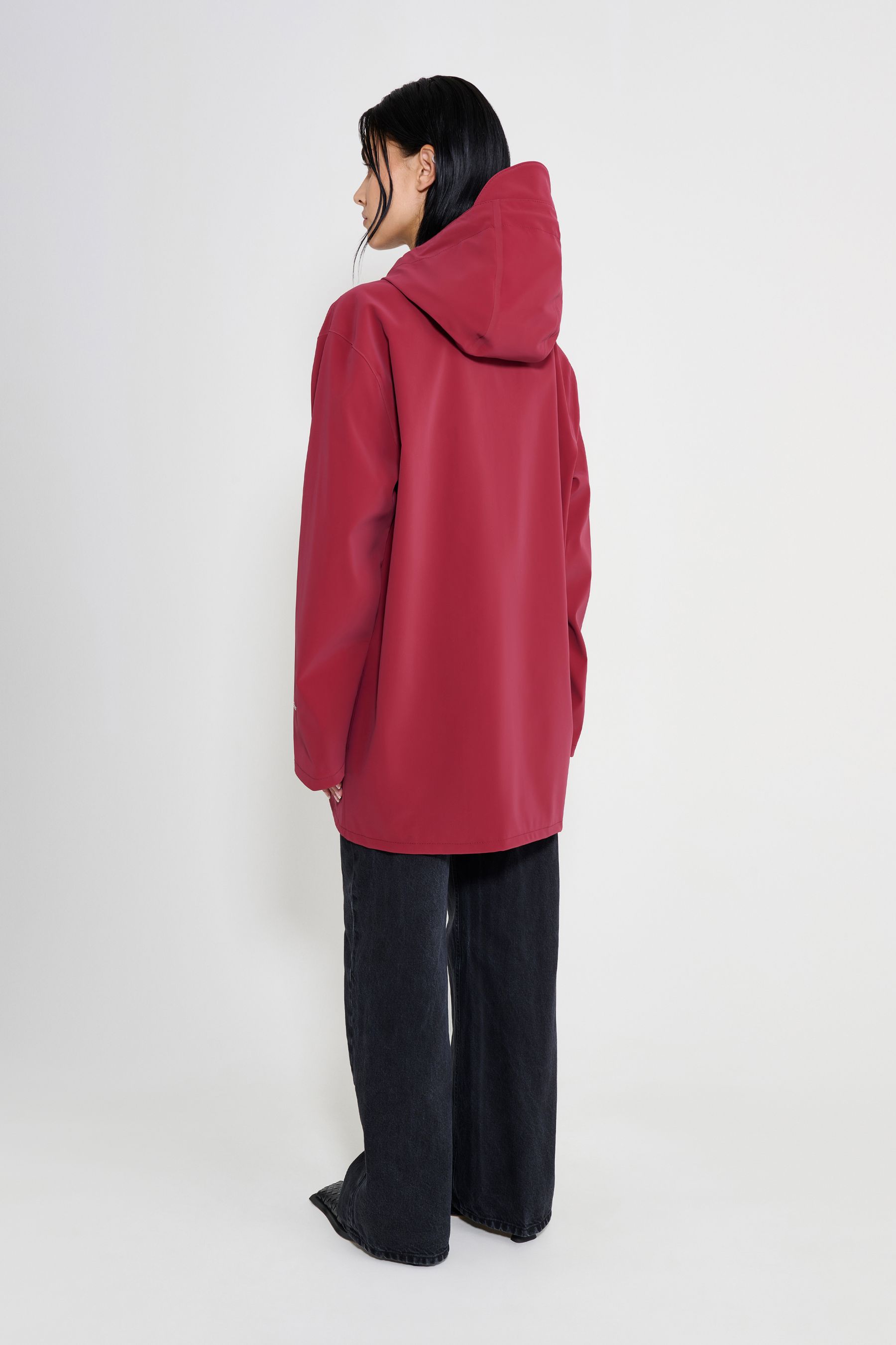 stutterheim stockholm patch raincoat burgundy women jackets raincoats