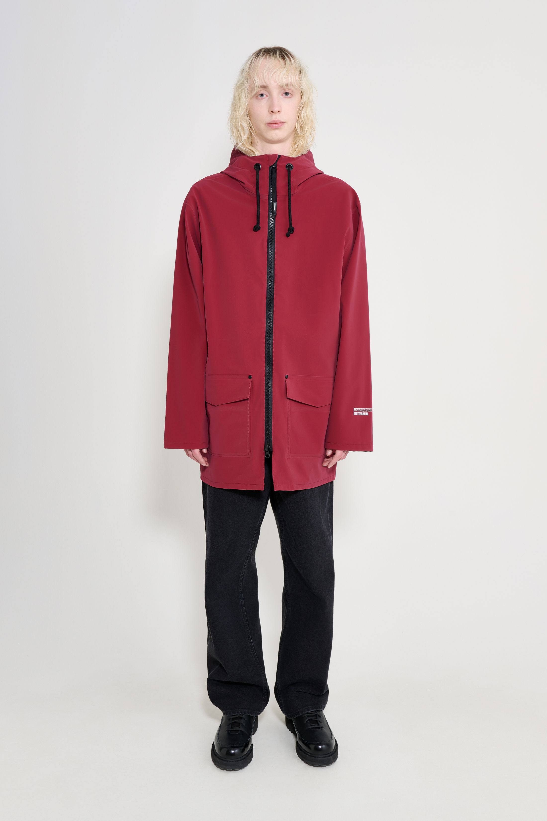 stutterheim stockholm patch raincoat burgundy men jackets raincoats