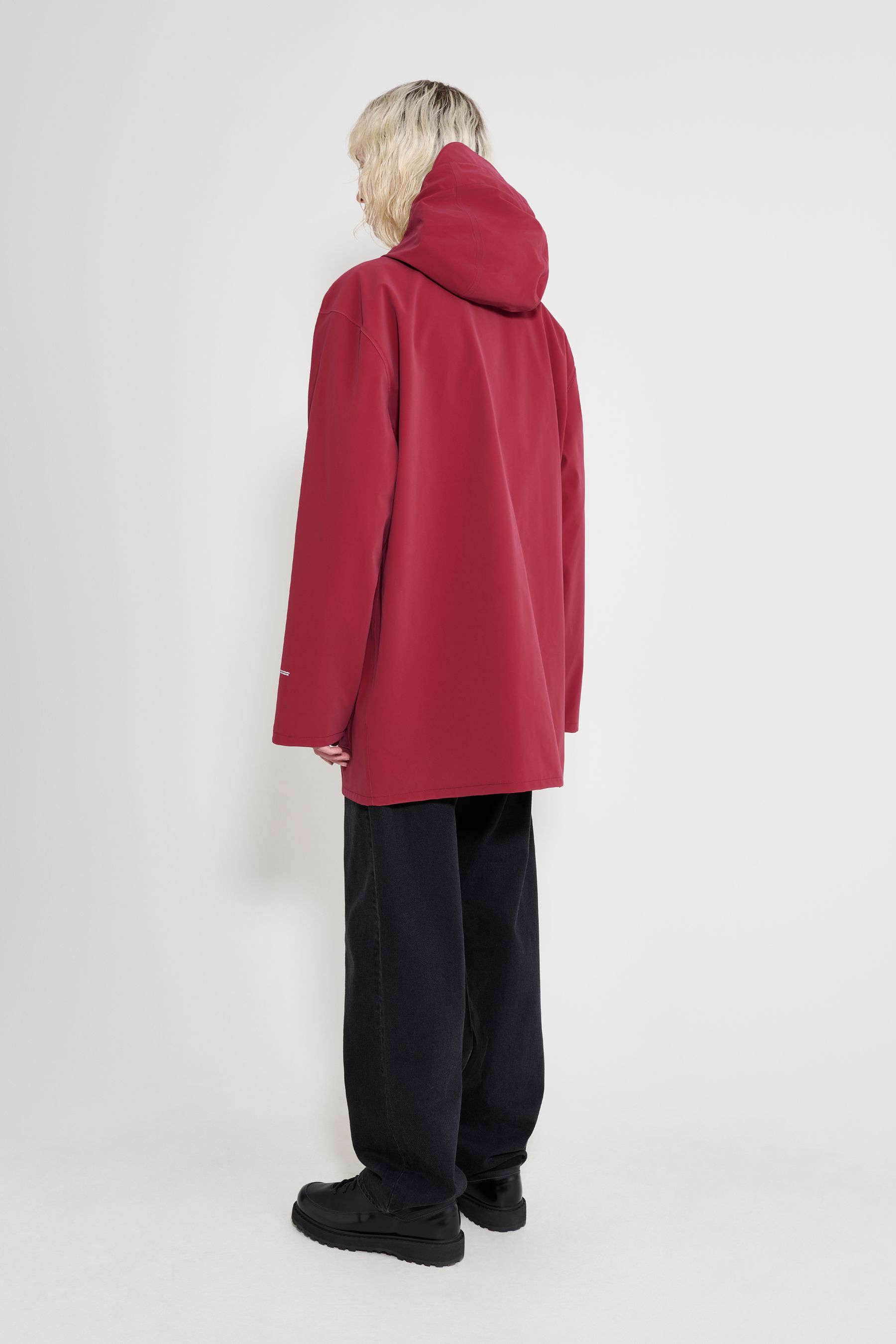 stutterheim stockholm patch raincoat burgundy men jackets raincoats