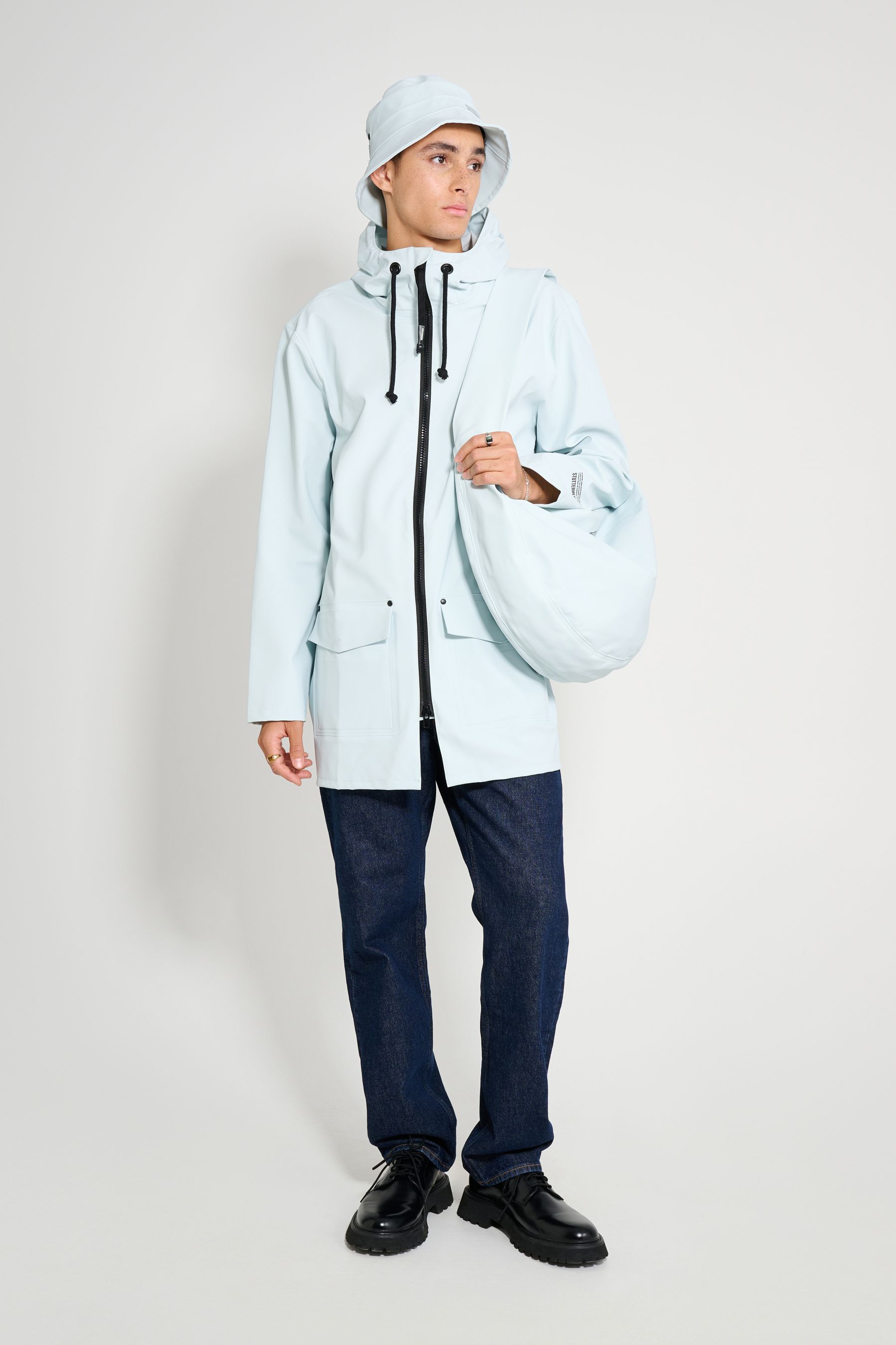 stutterheim stockholm patch raincoat frost grey men jackets raincoats