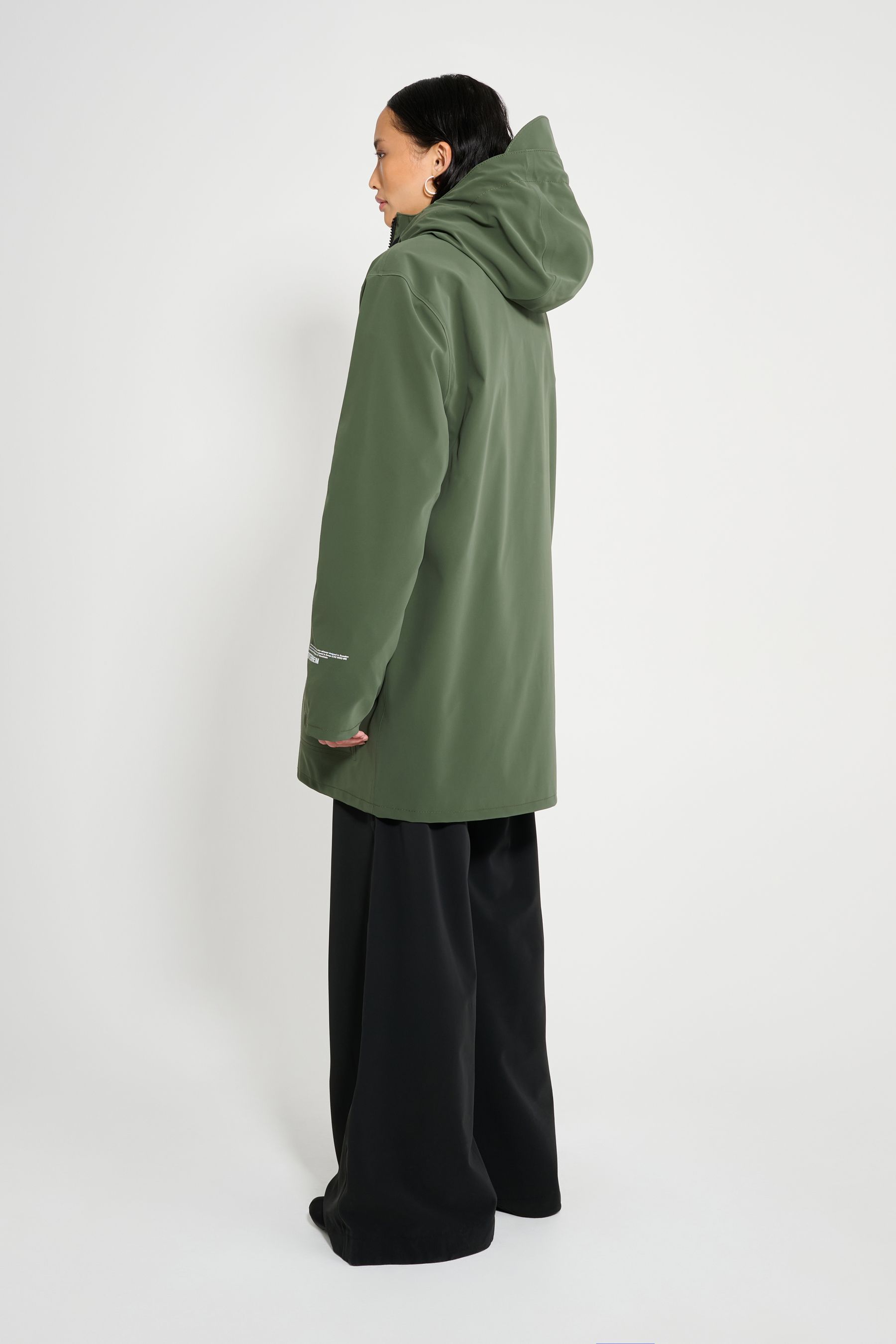 stutterheim stockholm patch raincoat green women jackets