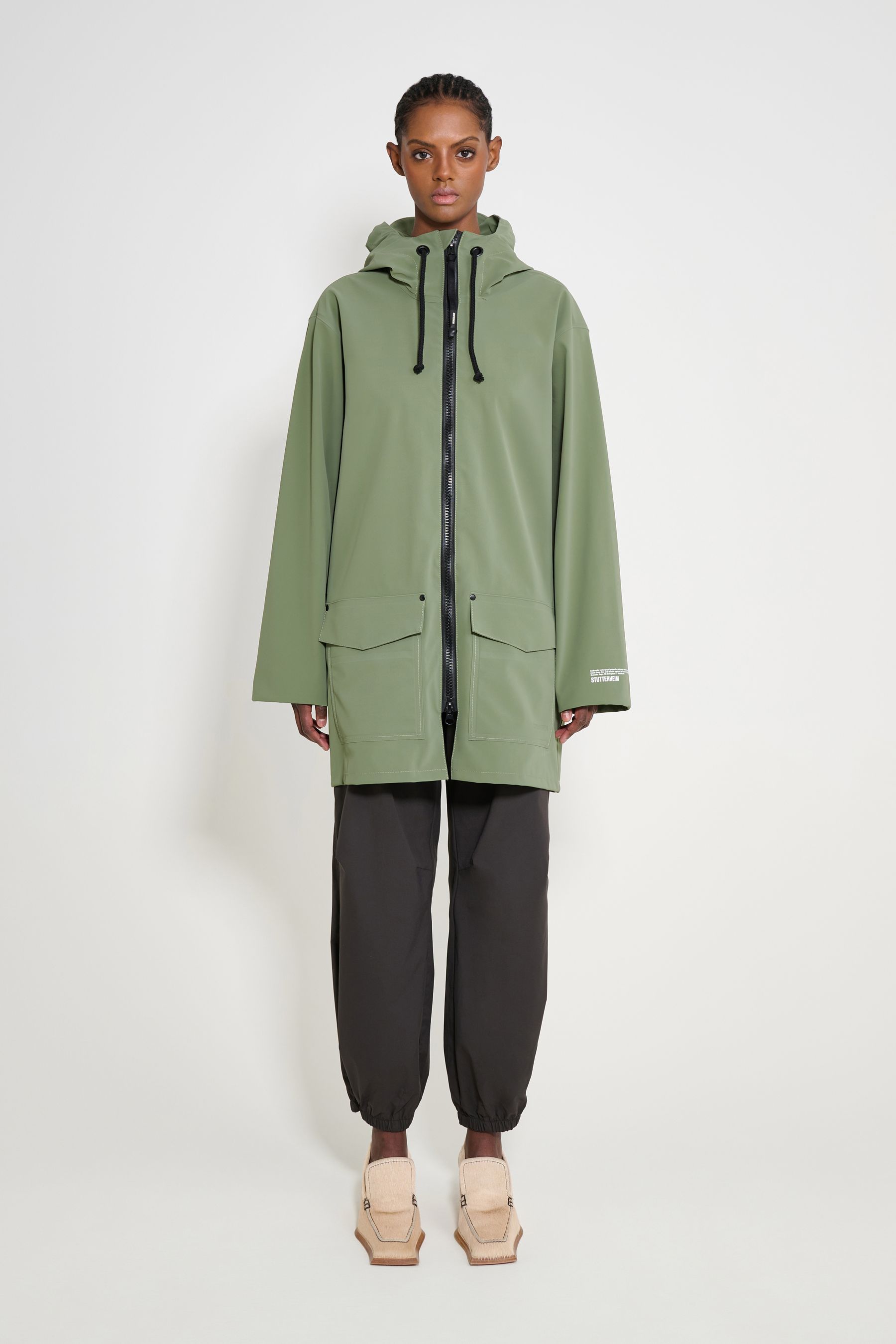 stutterheim stockholm patch raincoat dry green women jackets raincoats
