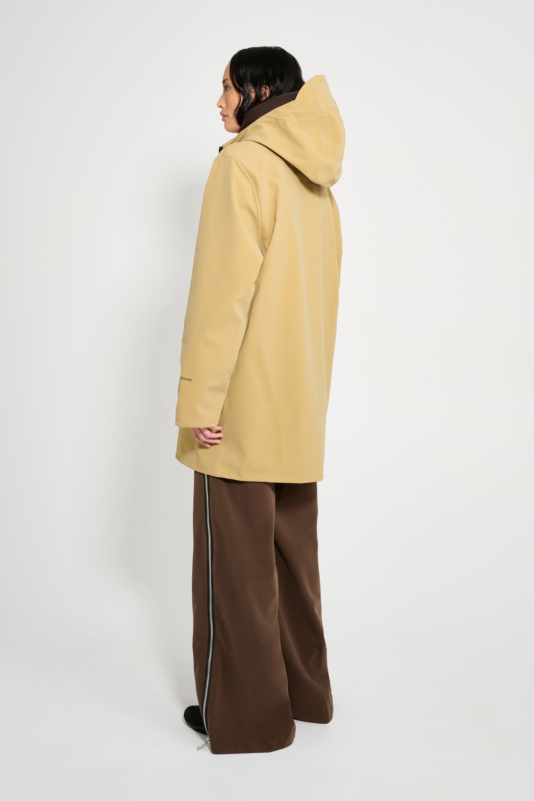 stutterheim stockholm patch raincoat sand women jackets raincoats