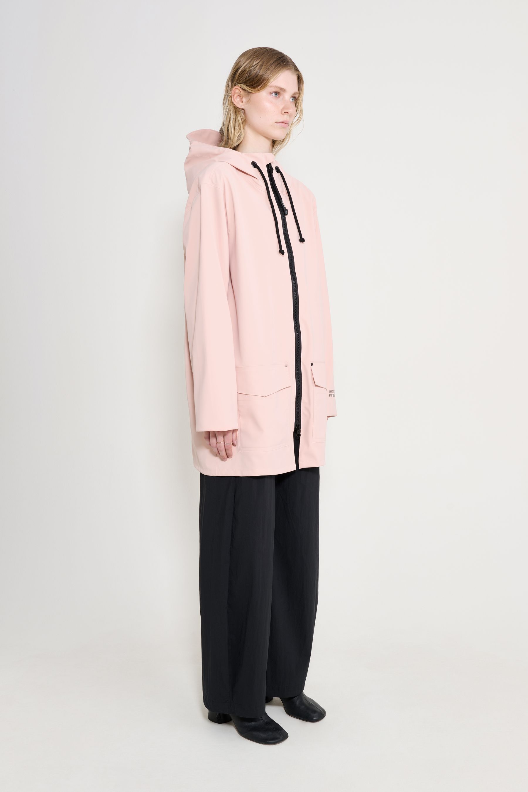 stutterheim stockholm patch raincoat pale pink women jackets raincoats