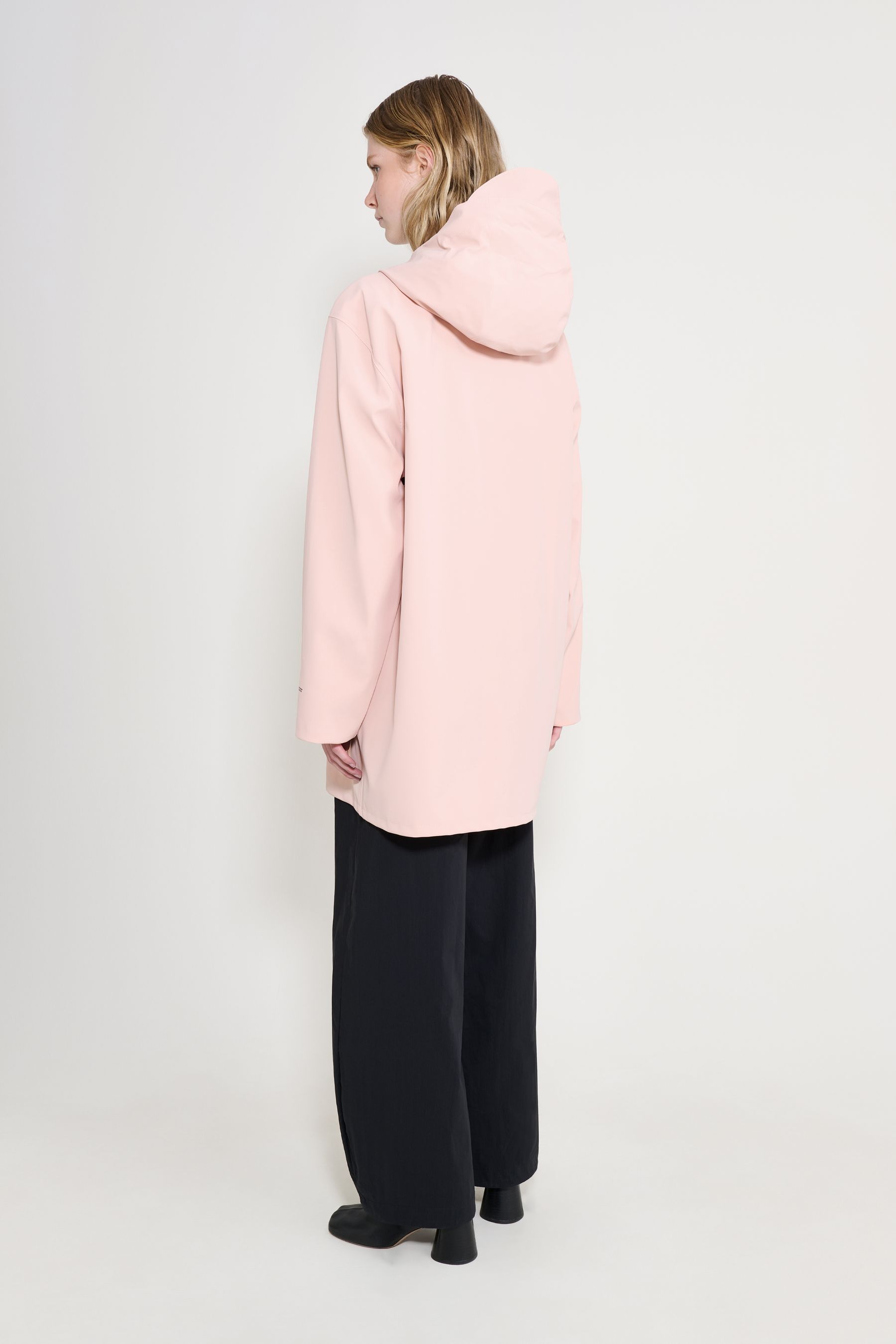 stutterheim stockholm patch raincoat pale pink women jackets raincoats