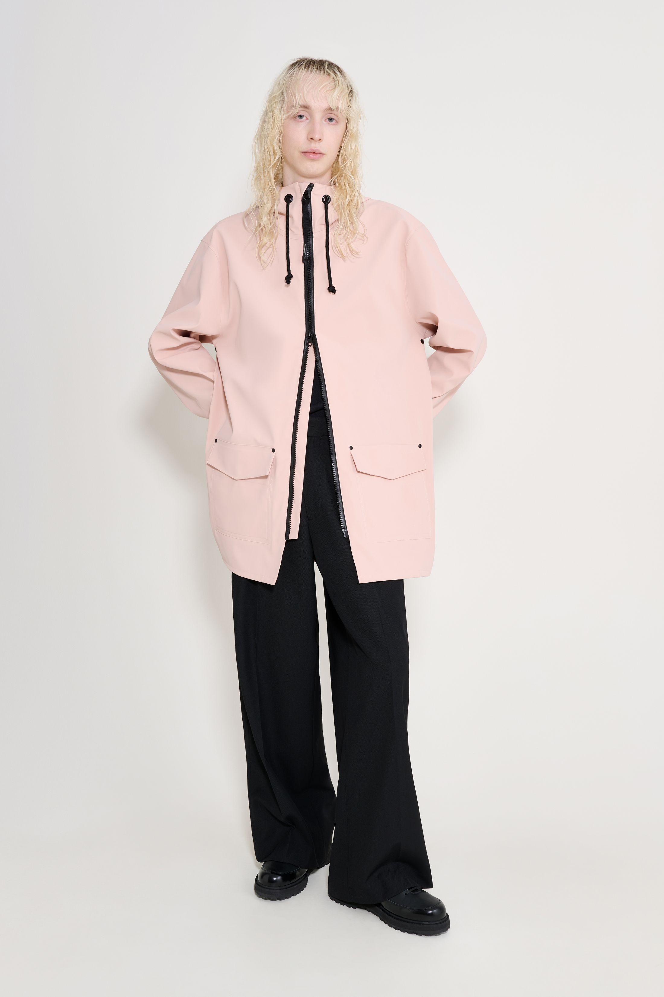 stutterheim stockholm patch raincoat pale pink men jackets raincoats