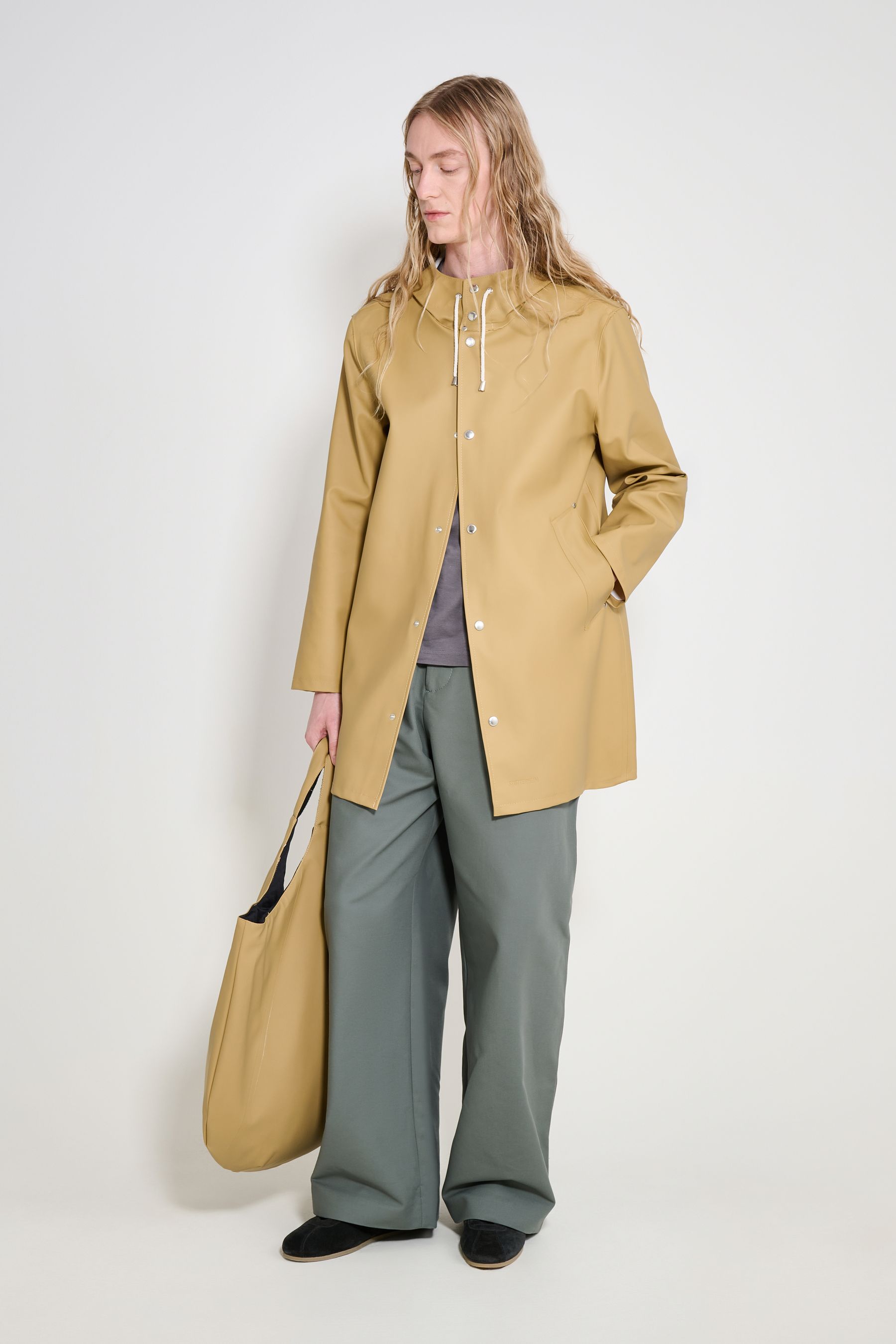 stutterheim stockholm original raincoat sand men jackets raincoats